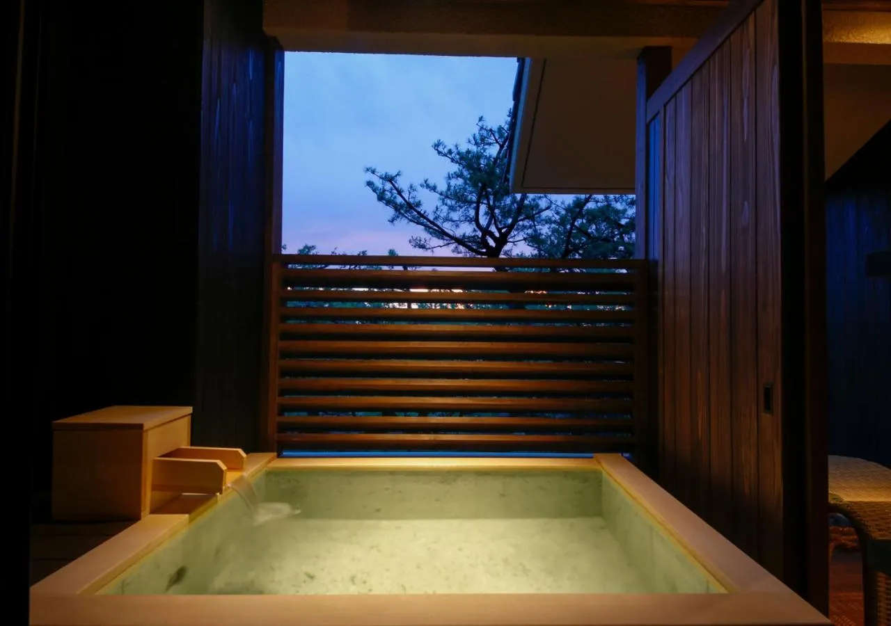 Open Air Bath in Awaji Hamarikyu Takumi