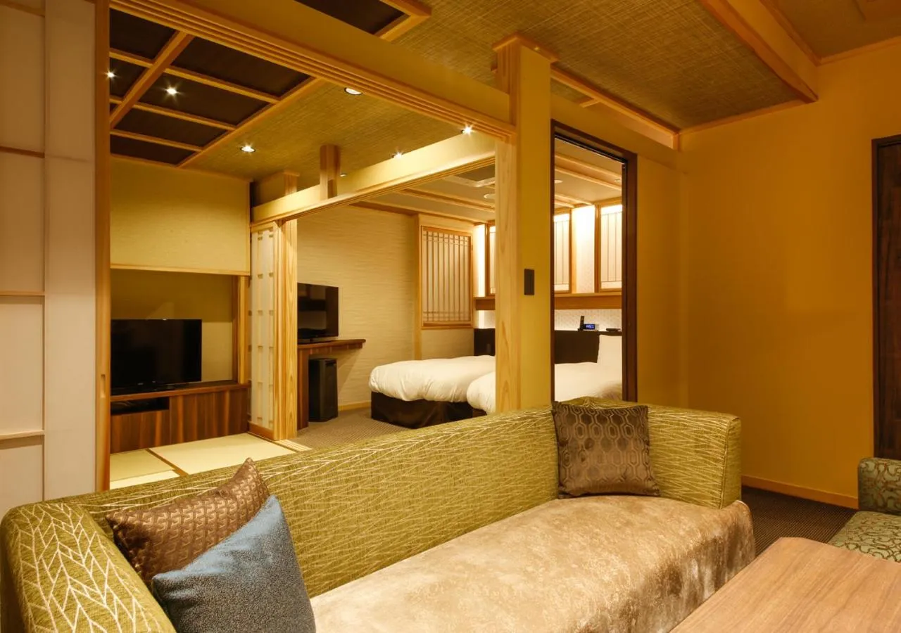 Bed in Awaji Hamarikyu Takumi