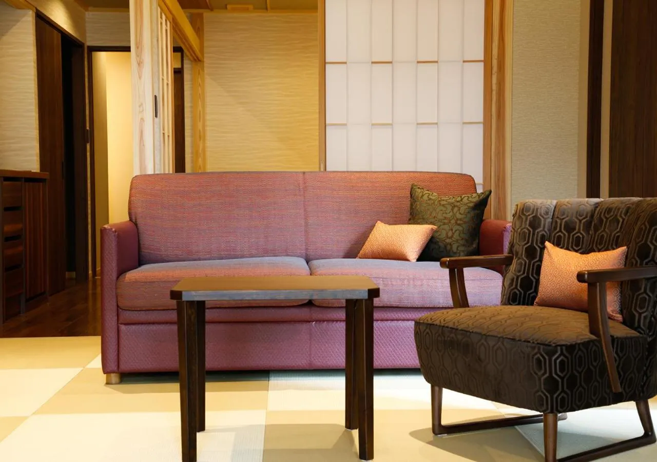 Living room in Awaji Hamarikyu Takumi