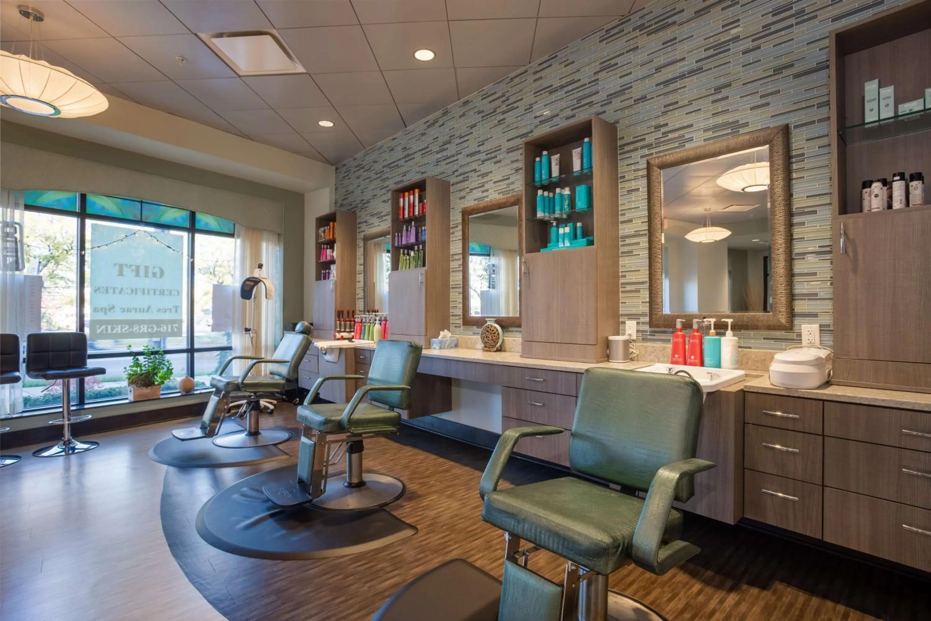 Spa and wellness centre/facilities in The Mosey Buffalo Williamsville Tapestry Collection Hilton