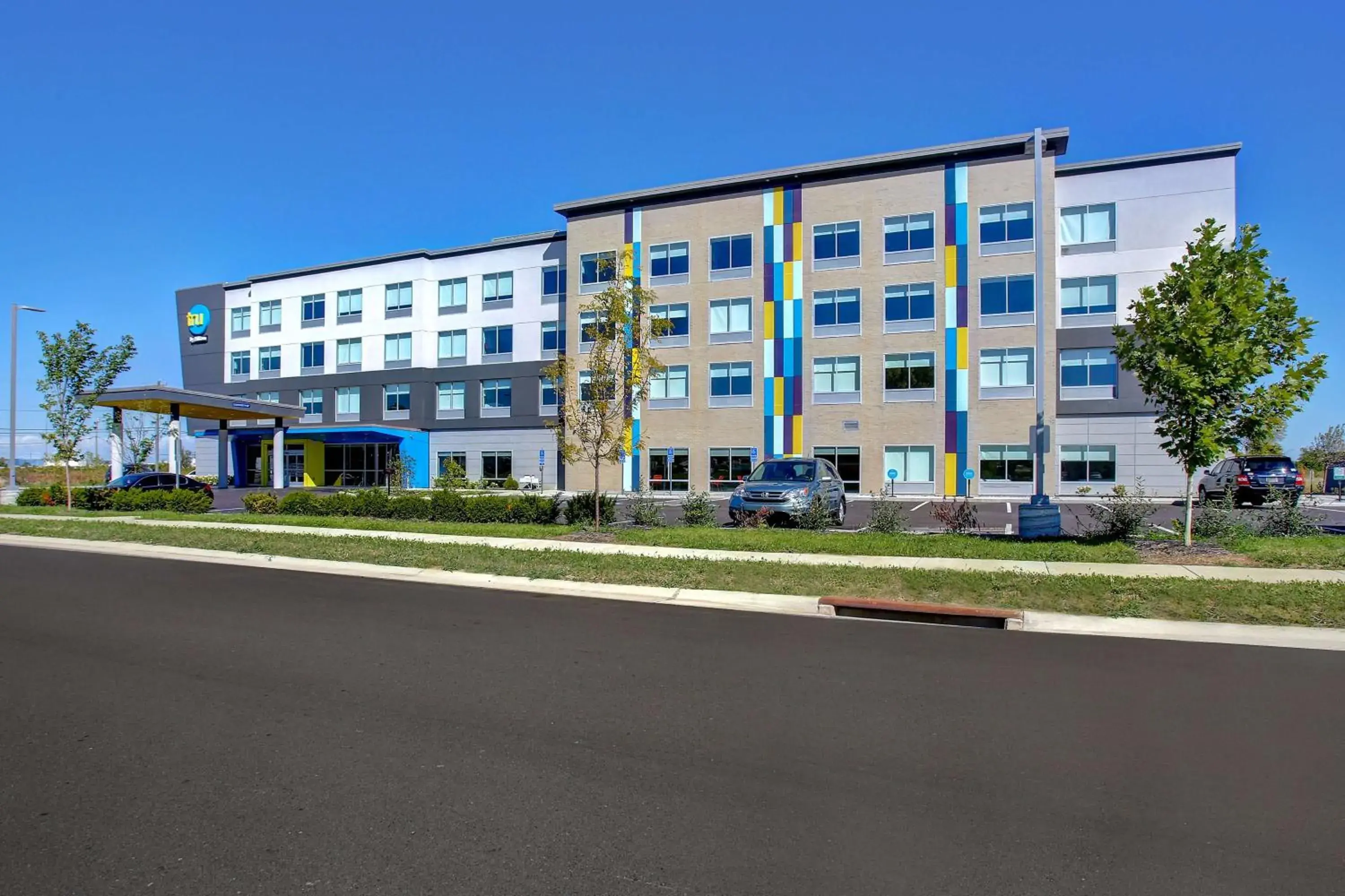 Property building in Tru By Hilton Monroe, Oh Property building in Tru By Hilton Monroe, Oh