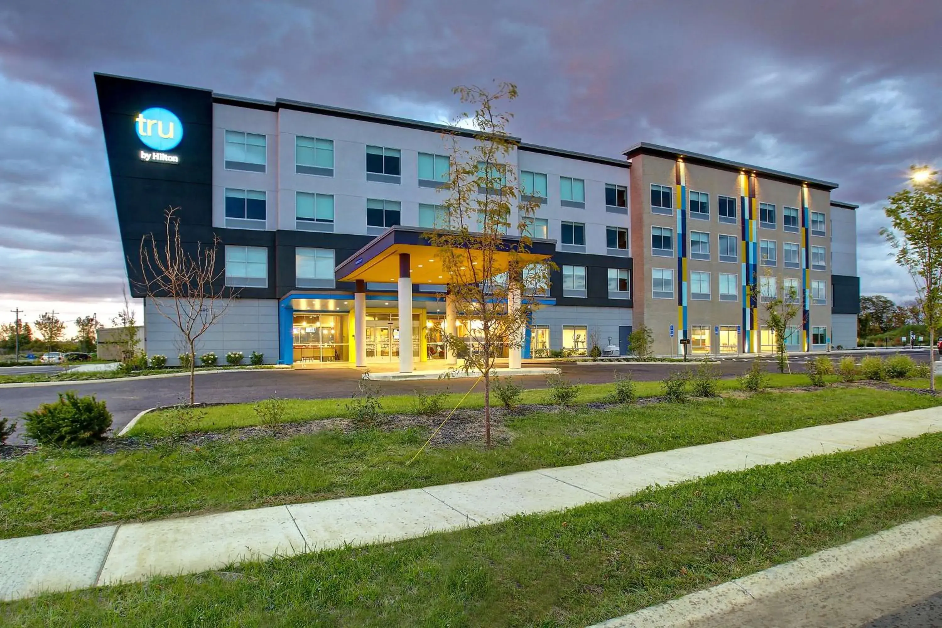 Property building in Tru By Hilton Monroe, Oh Property building in Tru By Hilton Monroe, Oh