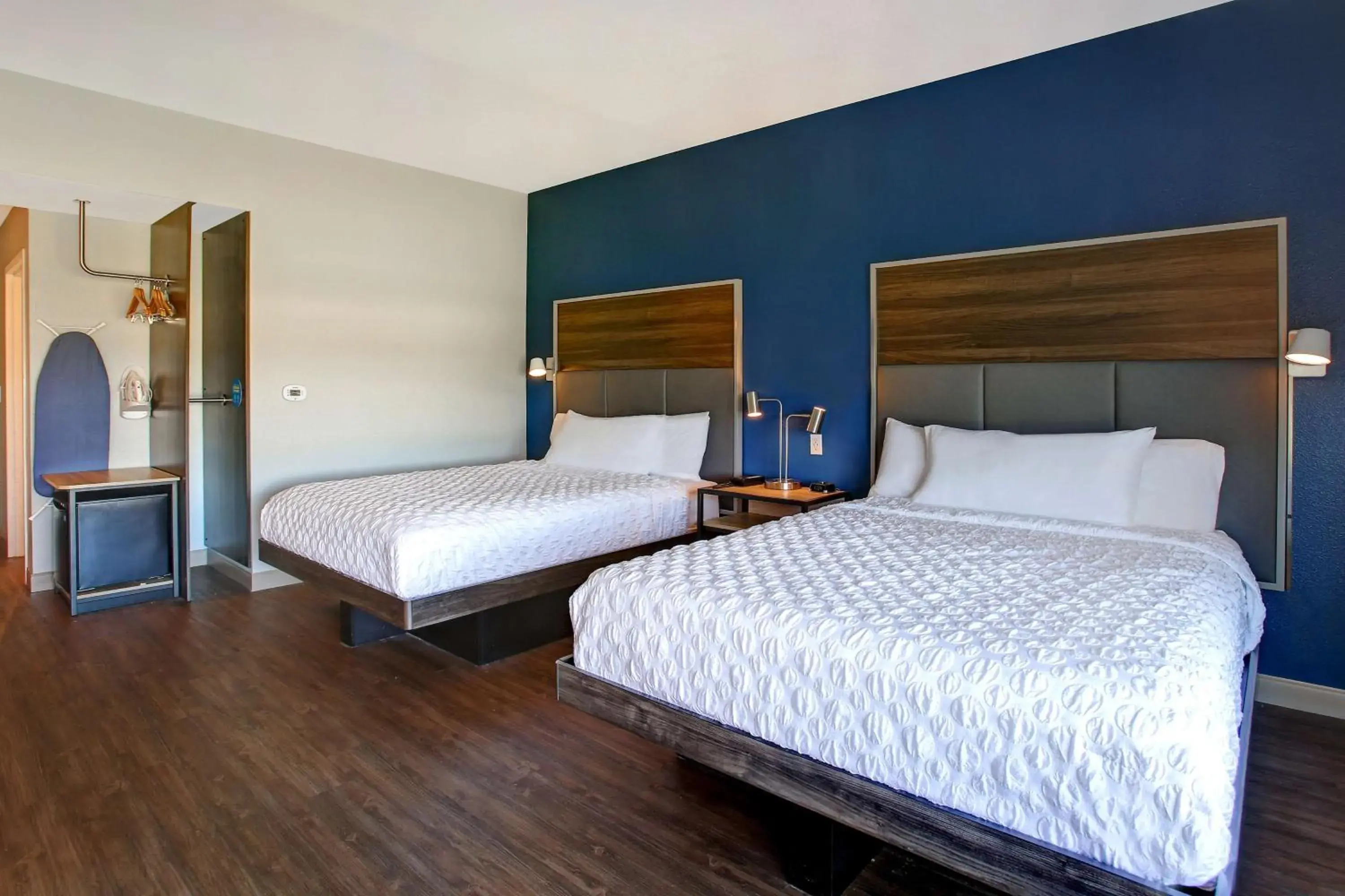 Bed in Tru By Hilton Monroe, Oh Bed in Tru By Hilton Monroe, Oh