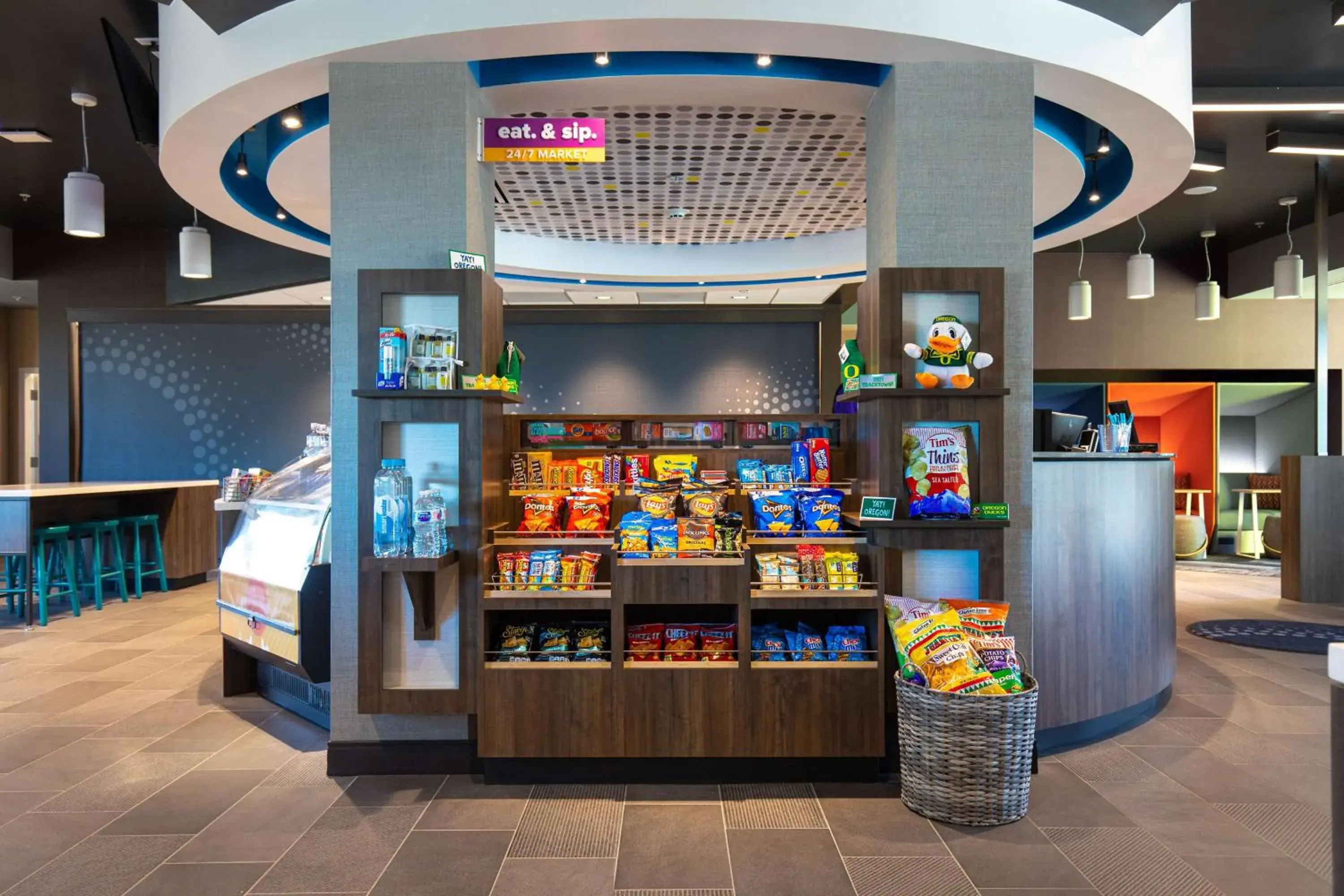 Restaurant/places to eat in Tru By Hilton Eugene, Or Restaurant/places to eat in Tru By Hilton Eugene, Or