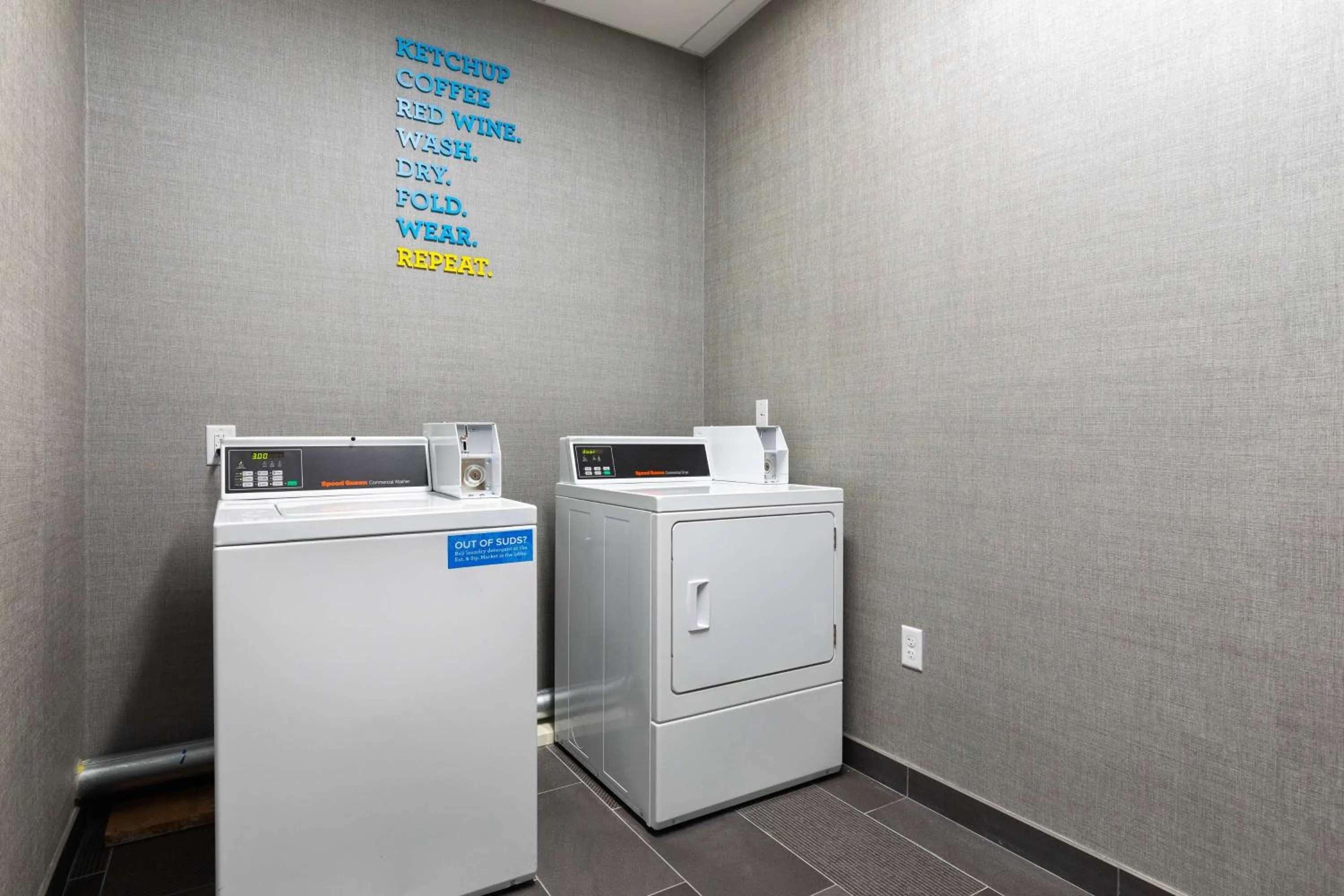 Property building in Tru By Hilton Eugene, Or