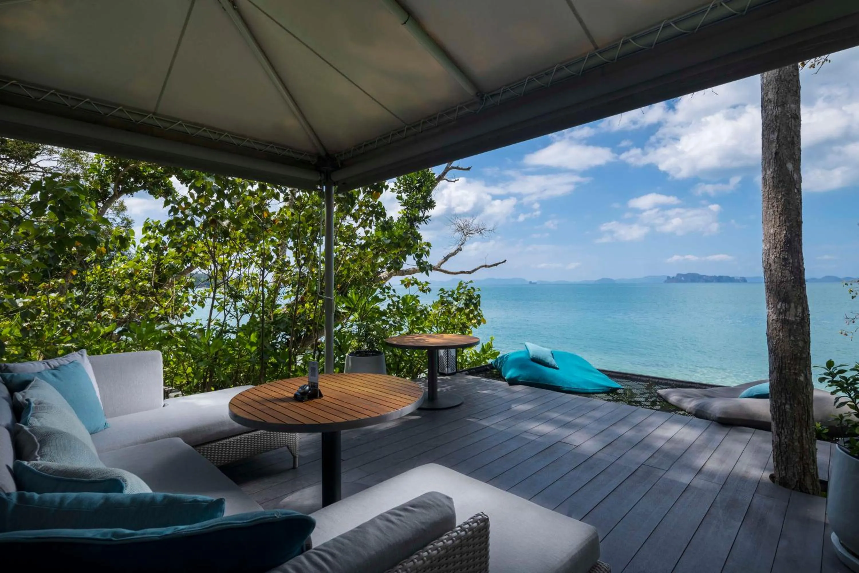 Restaurant/places to eat in Banyan Tree Krabi