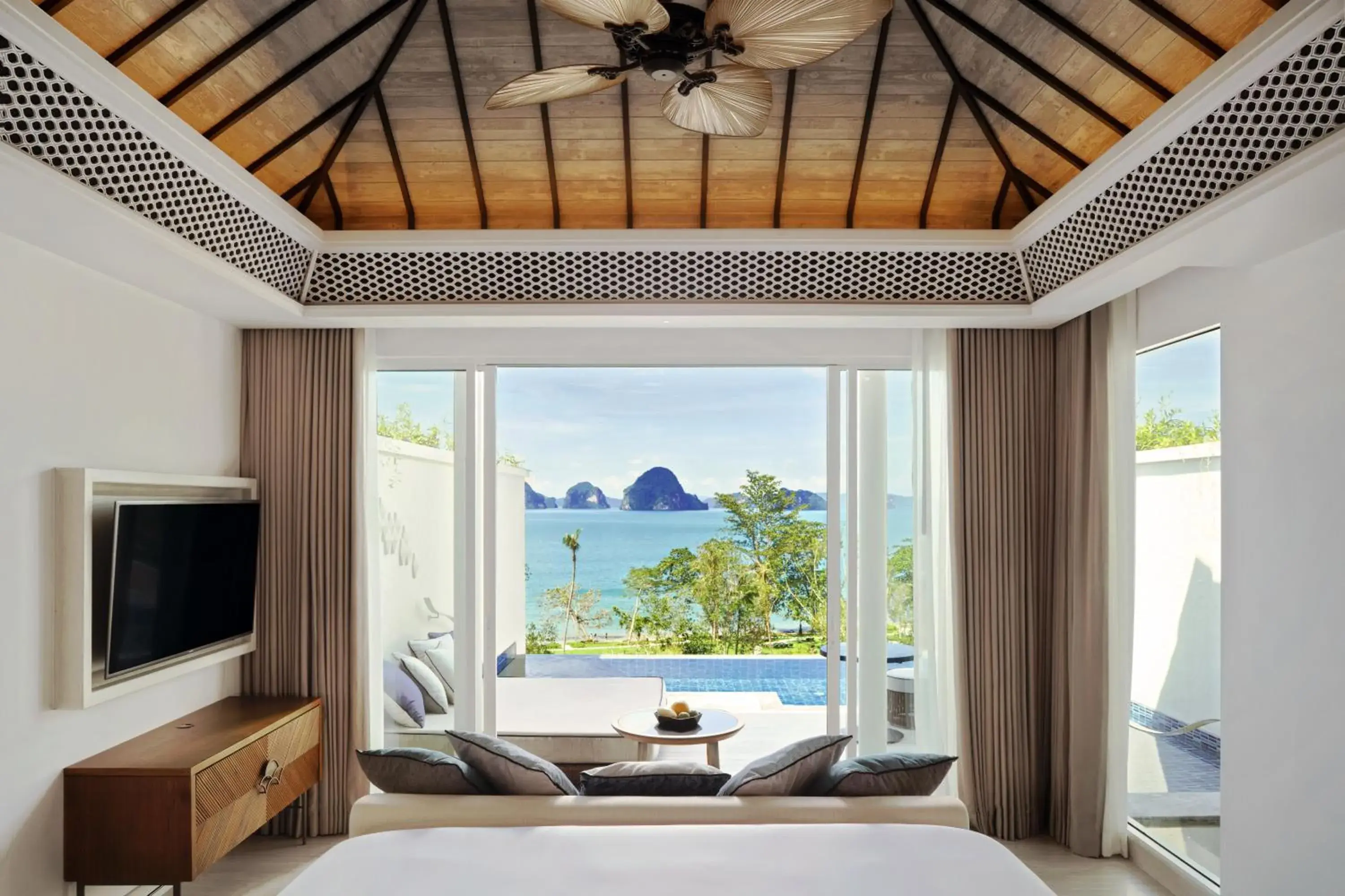 Premium Ocean Pool Suite King in Banyan Tree Krabi Premium Ocean Pool Suite King in Banyan Tree Krabi