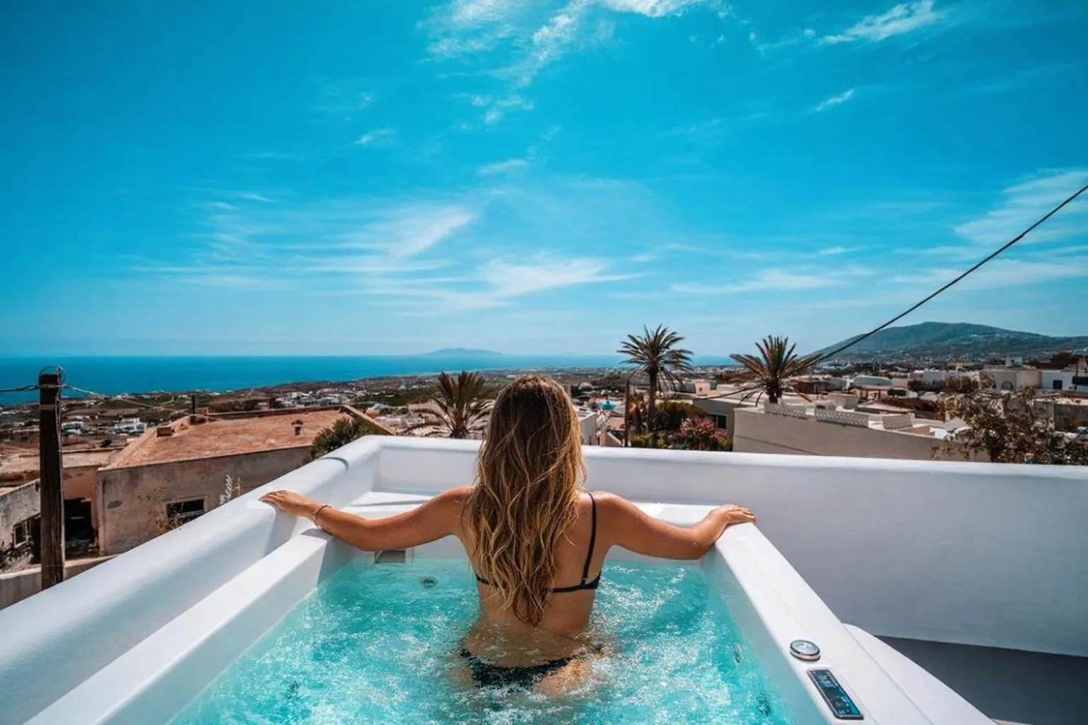 Hot Tub in Eternity Suites Santorini