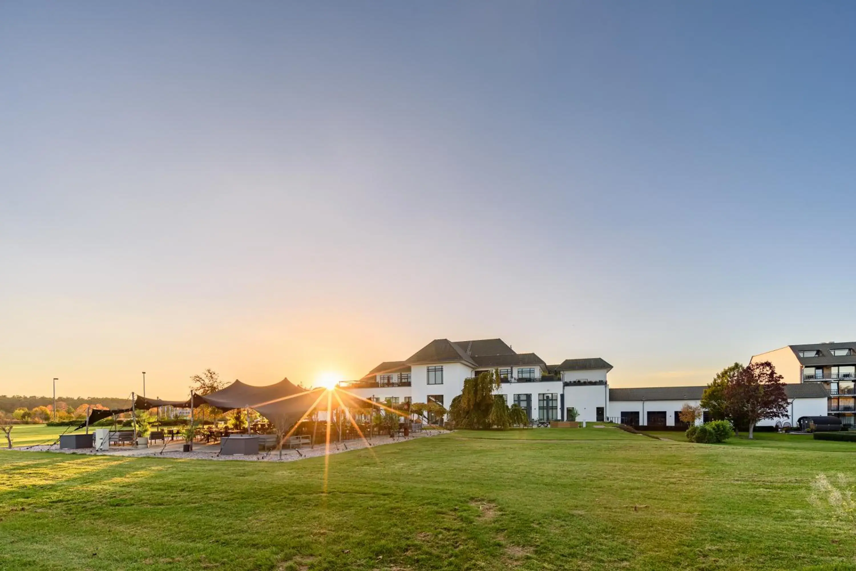 Property building in Van der Valk Hotel Berlin Brandenburg Property building in Van der Valk Hotel Berlin Brandenburg