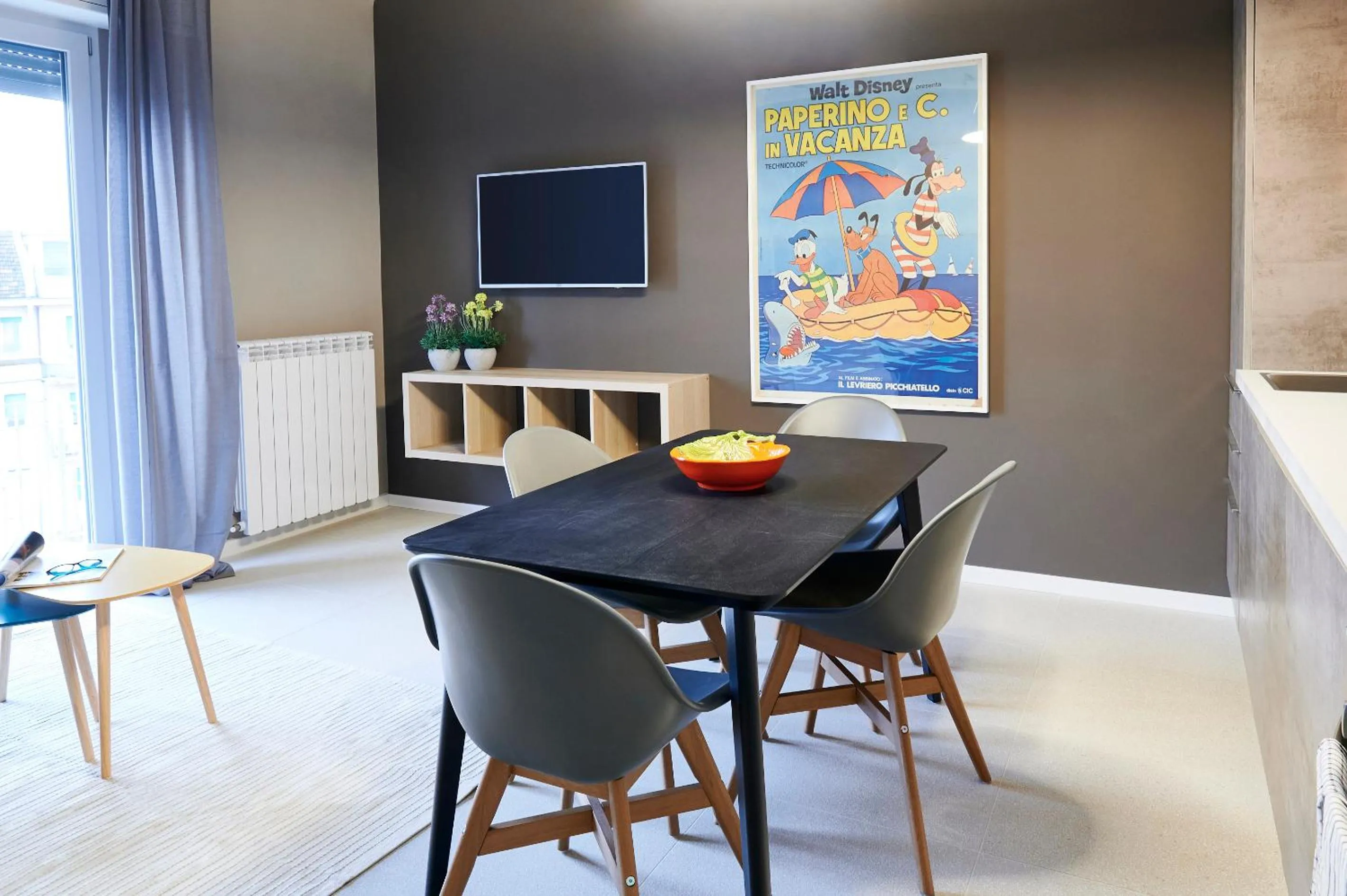 TV and multimedia in GREEN RIBBON