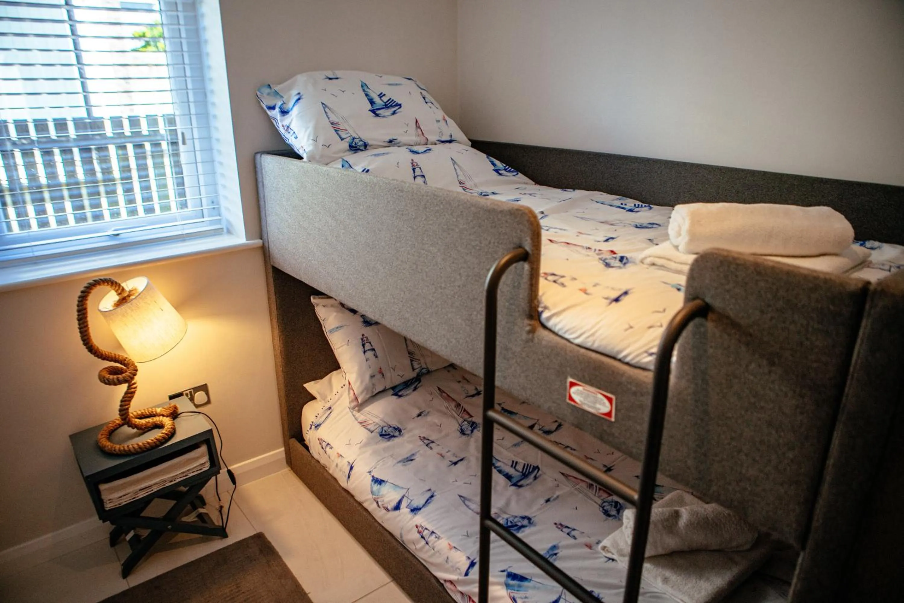 bunk bed, Bed in Sennen Cove Cottage