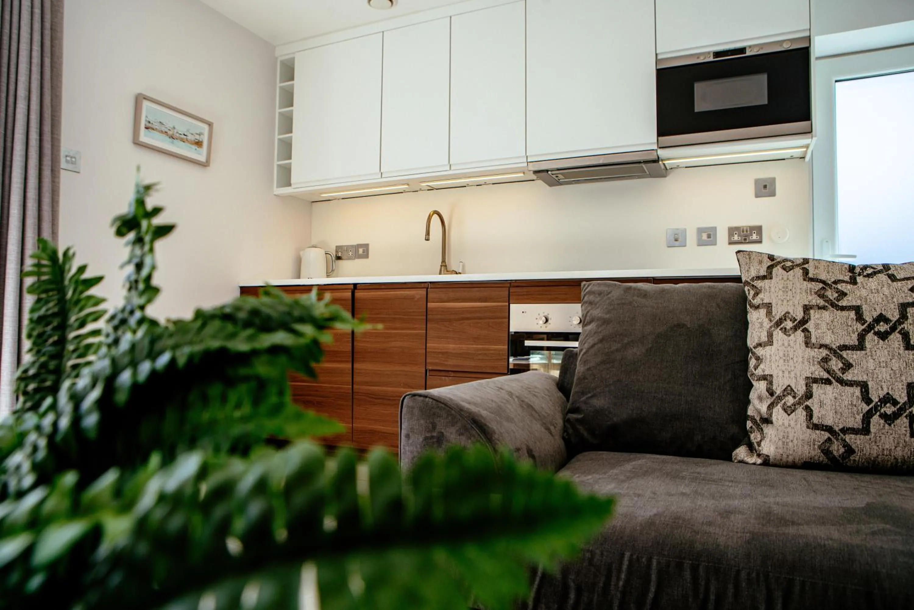 Kitchen or kitchenette in Sennen Cove Cottage