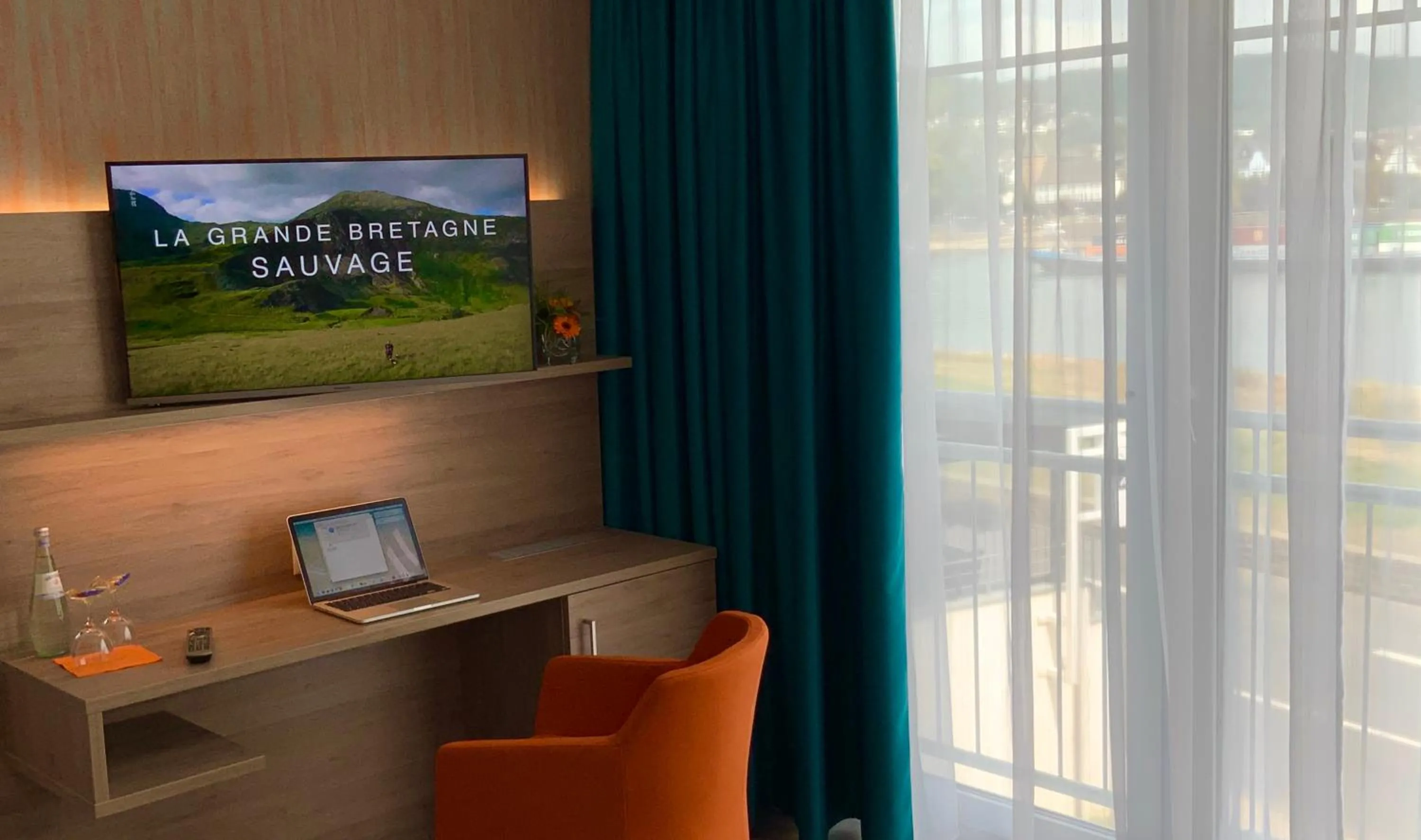 Photo of the whole room in RheinVilla ARTE