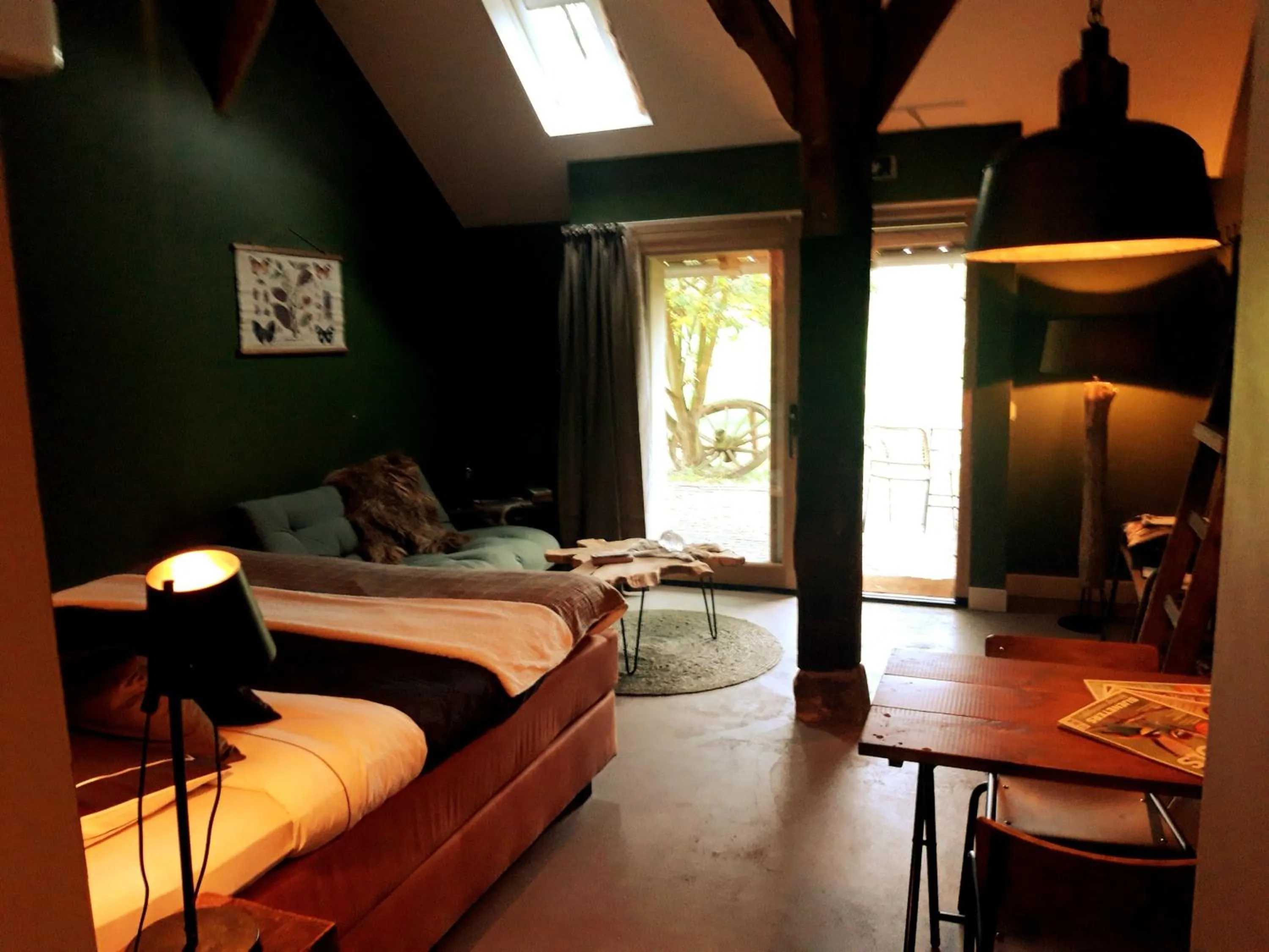 Photo of the whole room, Bed in 't Buitenverblijf Erve Punte