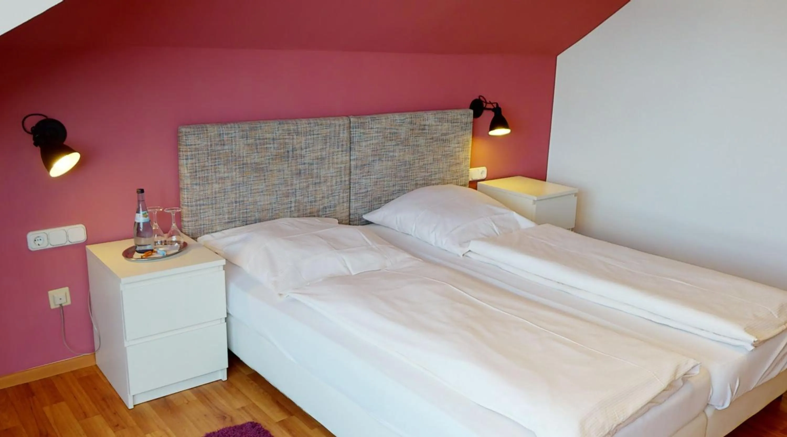 Photo of the whole room, Bed in Hotel Rothenburger Hof