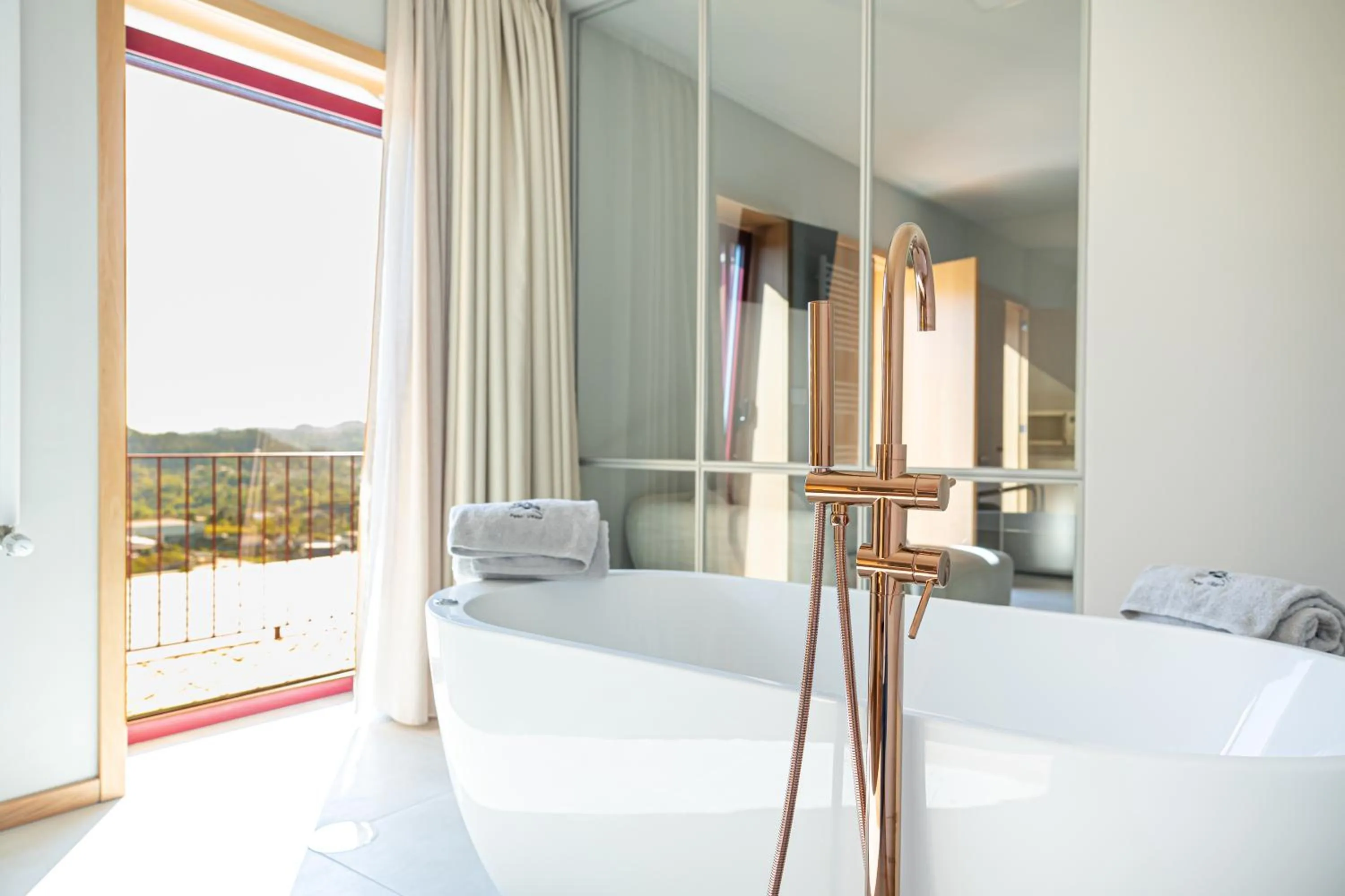 Hot Tub, Bed in Peso Village