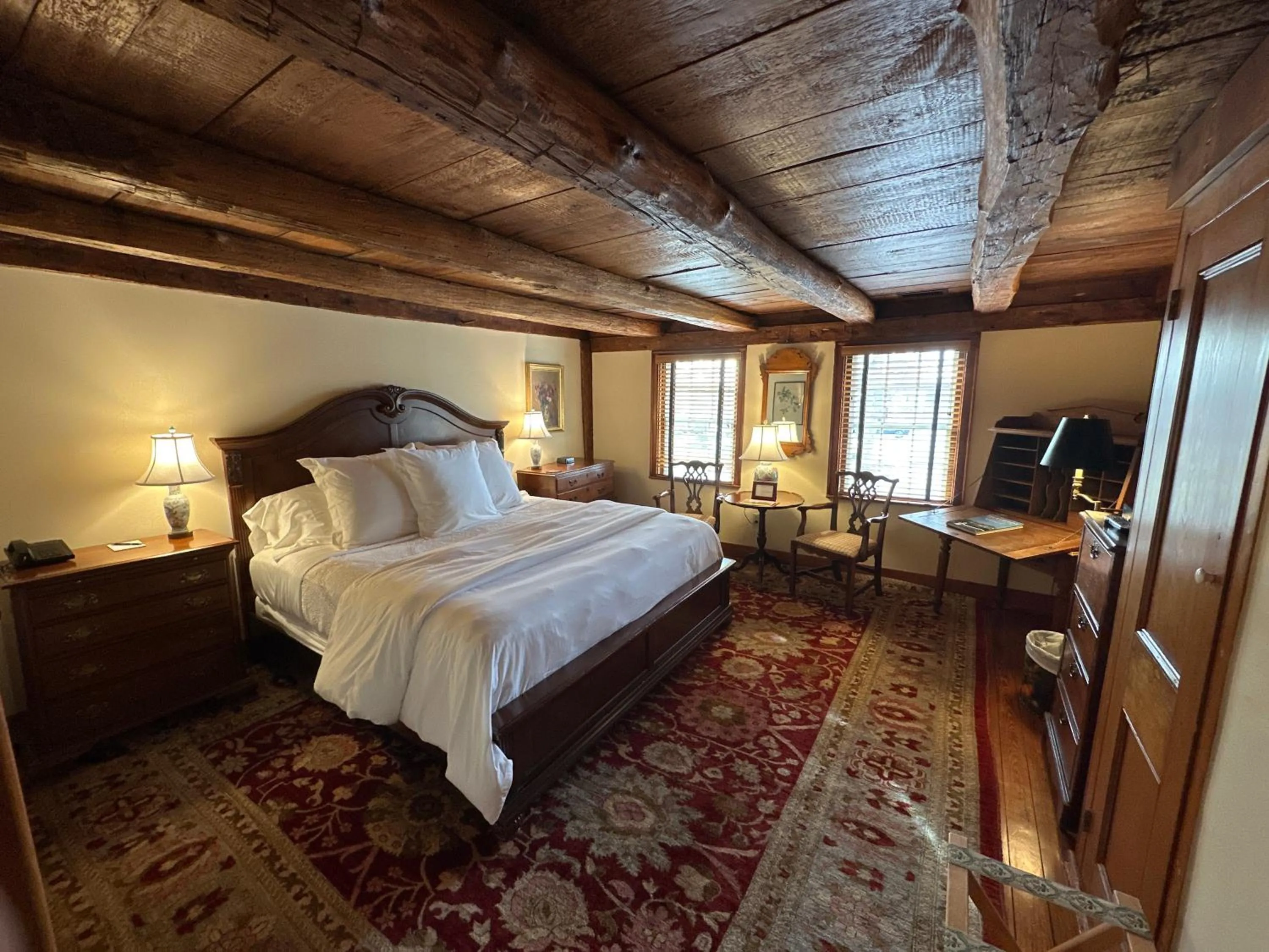 Deluxe King Suite in The 1708 House