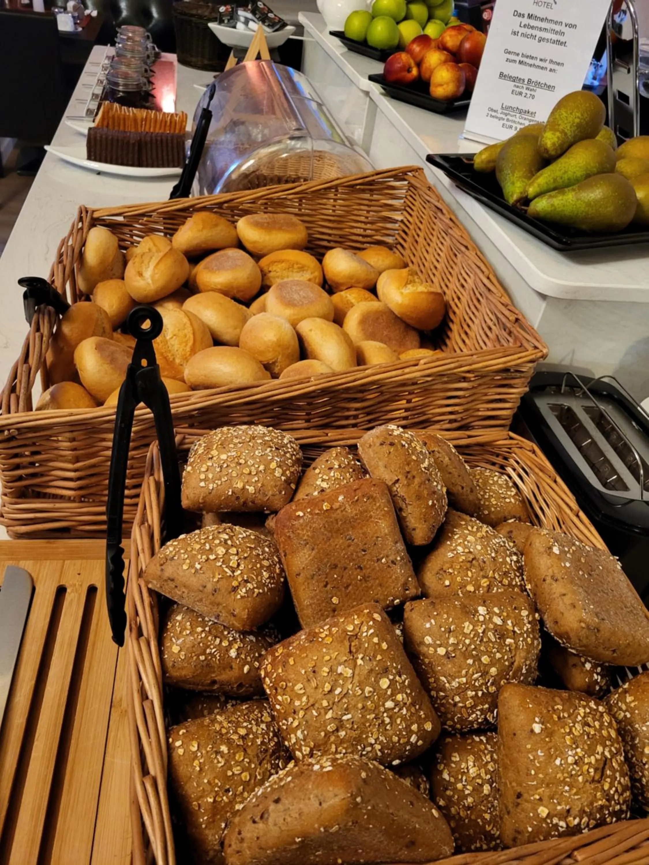 Breakfast in Check Inn Hotel Merseburg