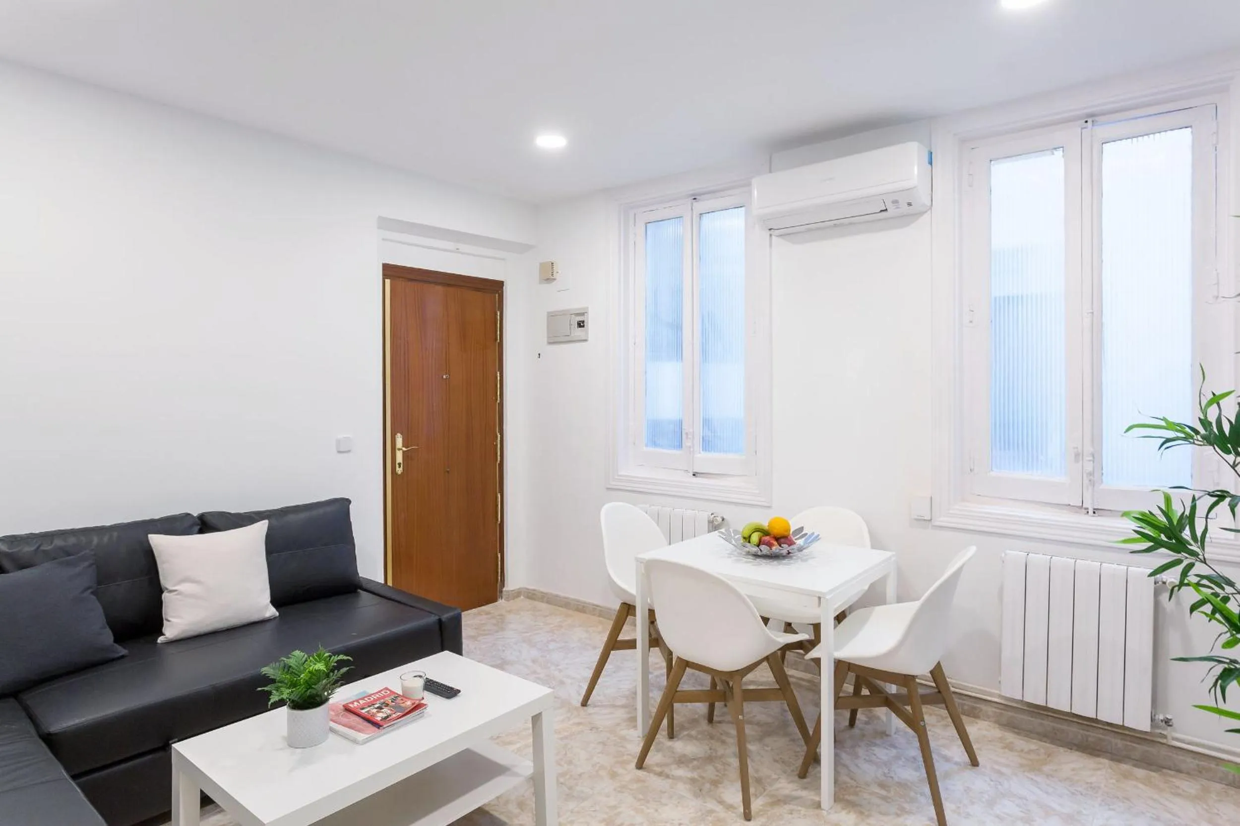 Living room in Boutique Apartments in the Heart of Madrid