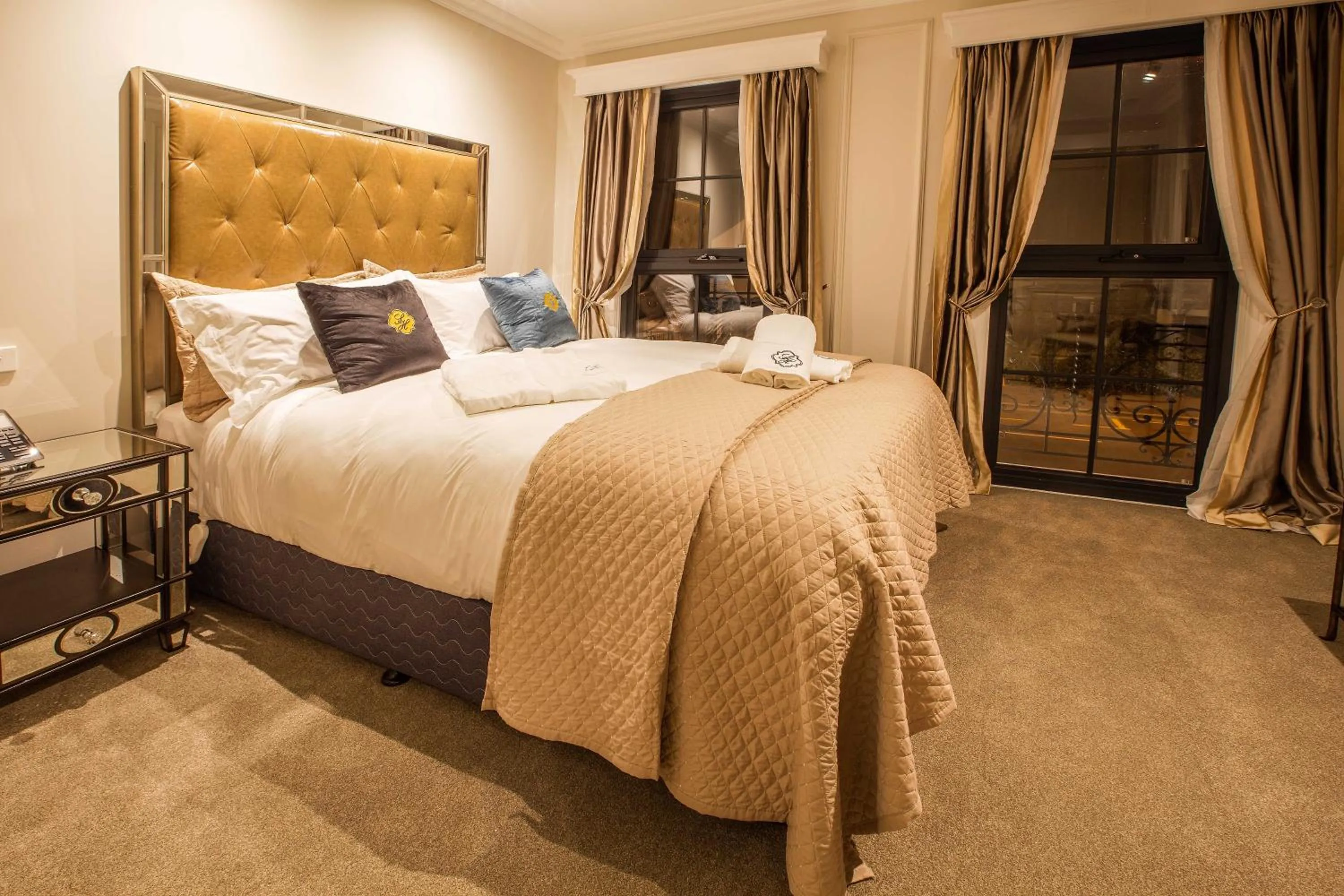 Bed in The Salisbury