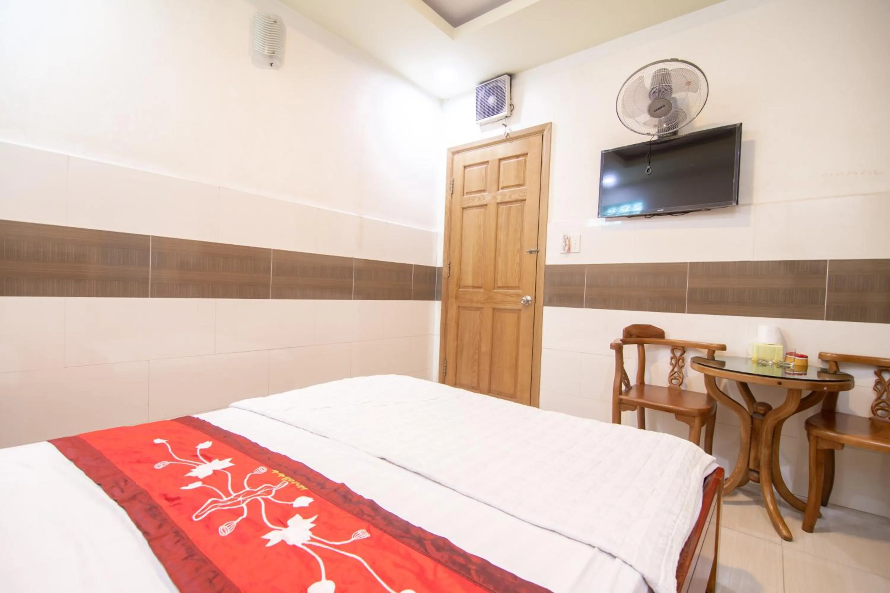 Bedroom in Dai An Go Vap Hotel