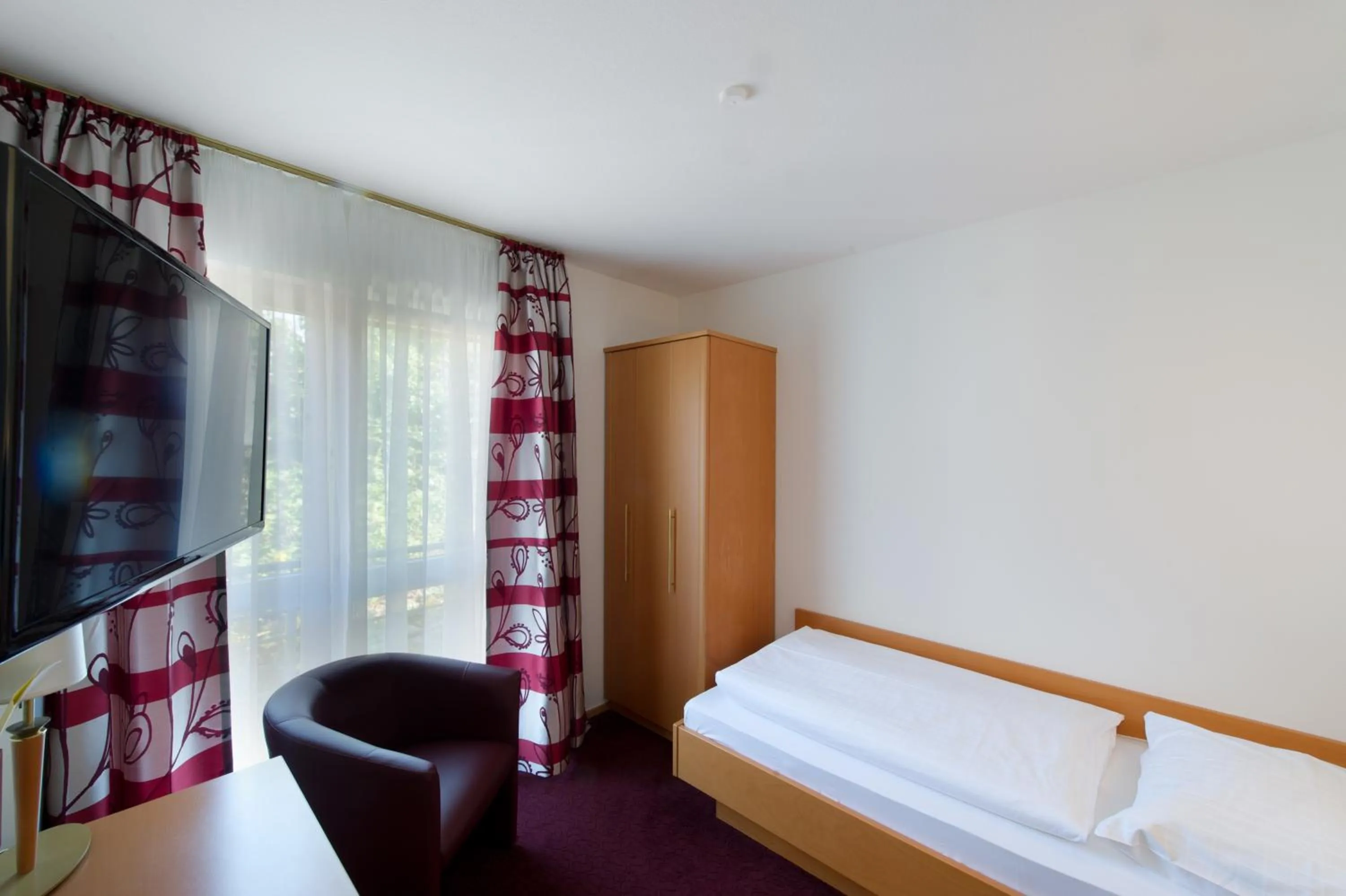 Photo of the whole room, Bed in Altmann's Stube