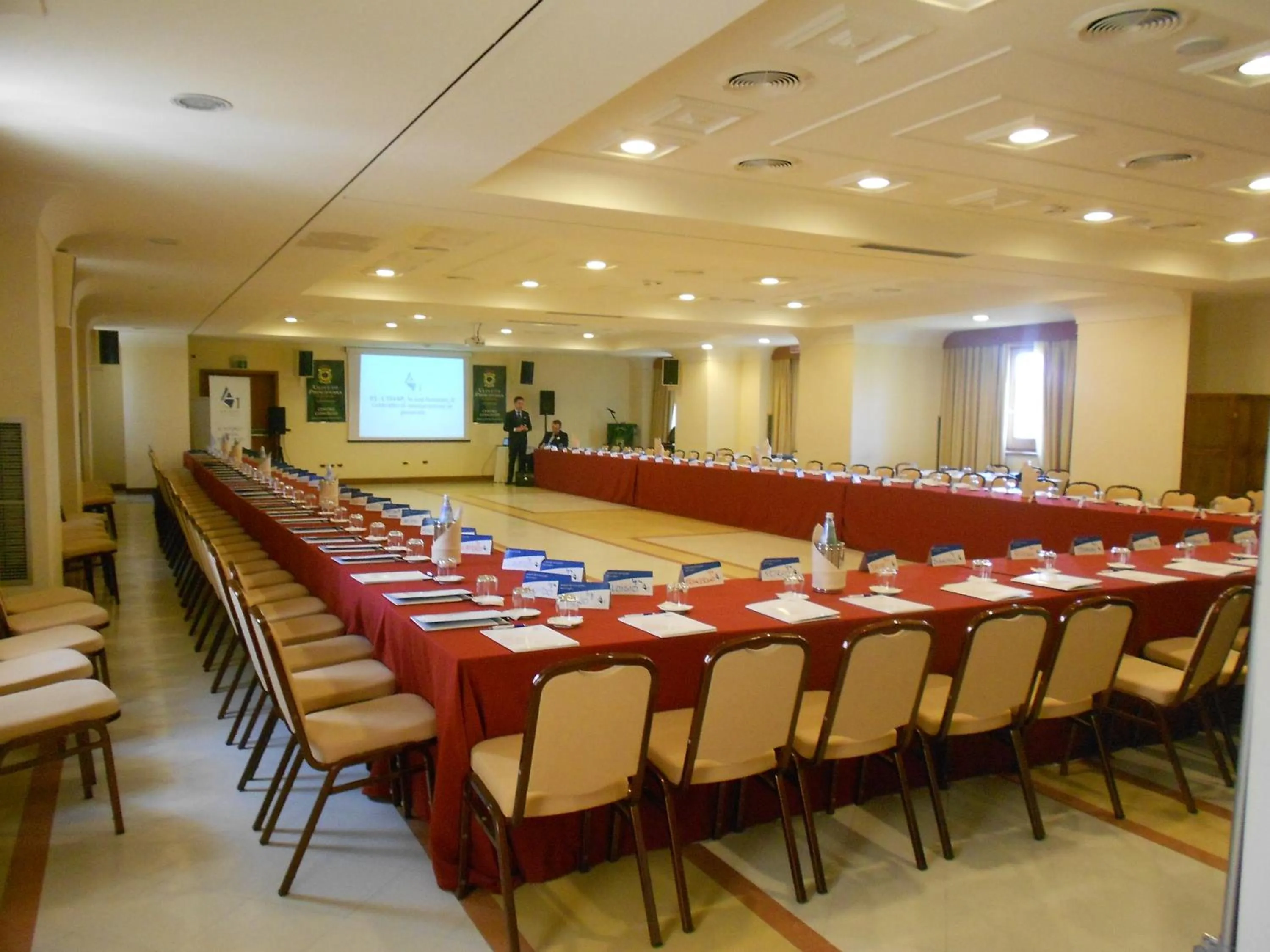 Business facilities in Uliveto Principessa Resort