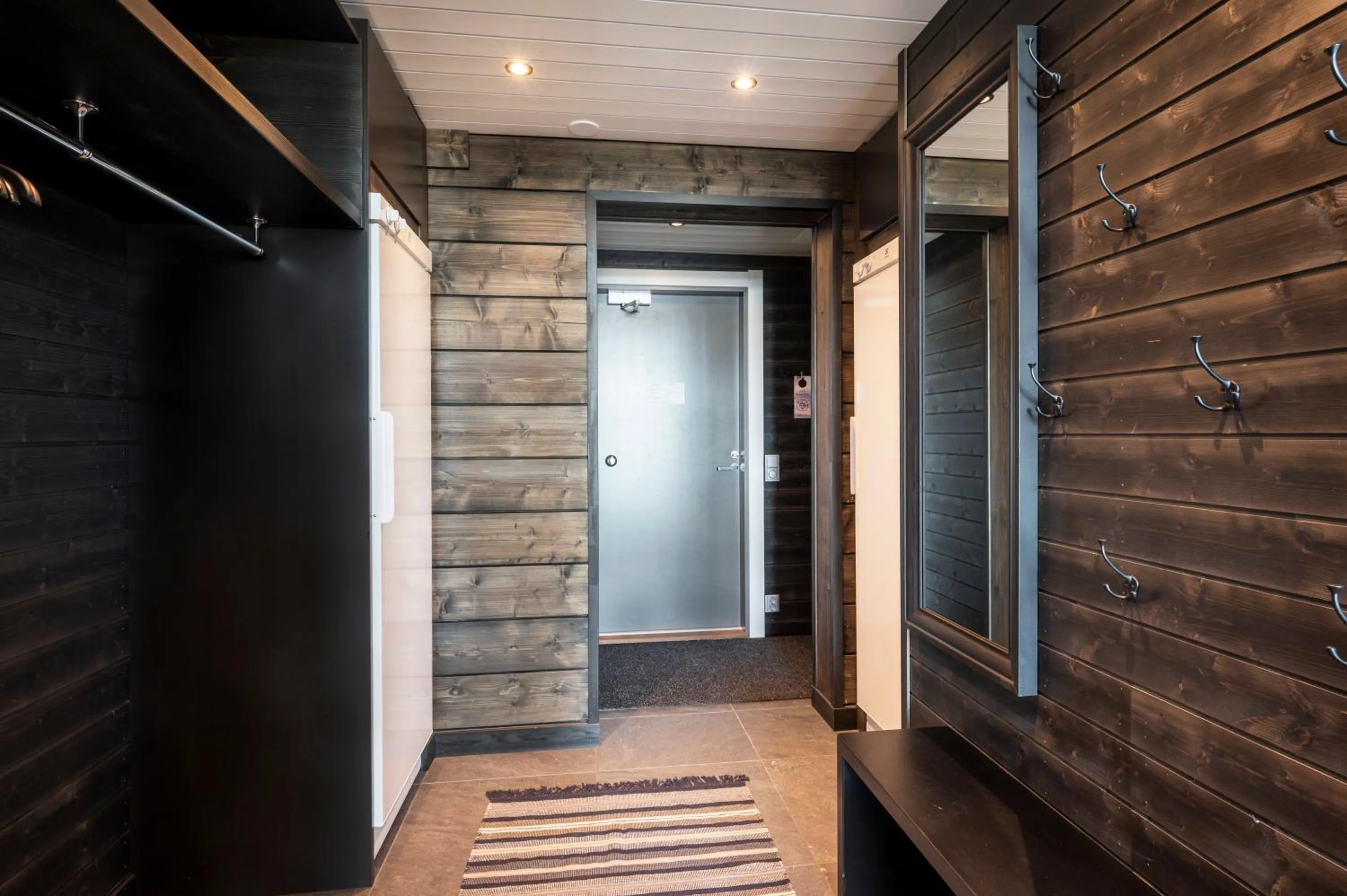 Facade/entrance in Ski-Inn PyhäLinna