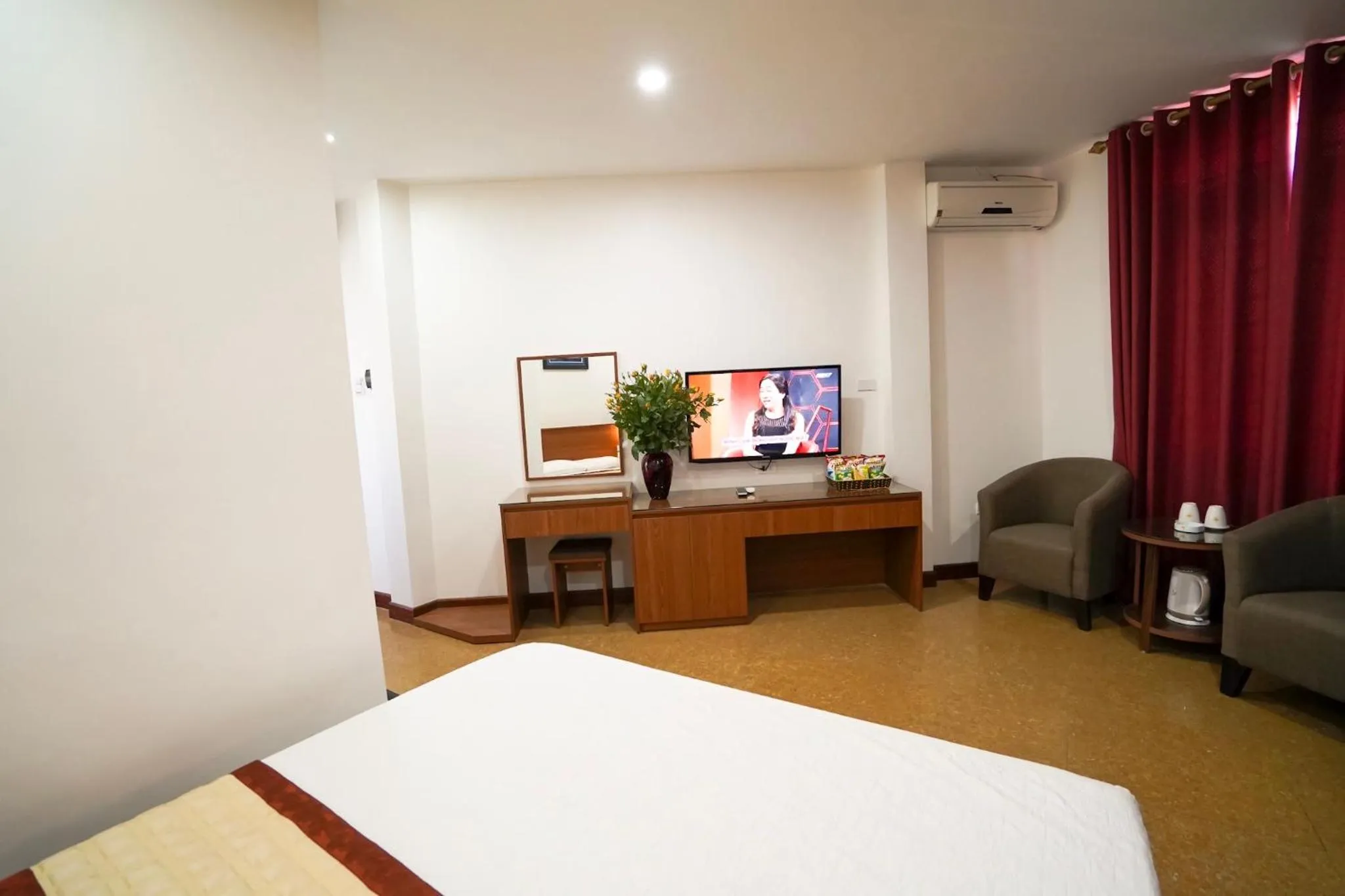 TV and multimedia, Bed in Hanoi Star Hotel