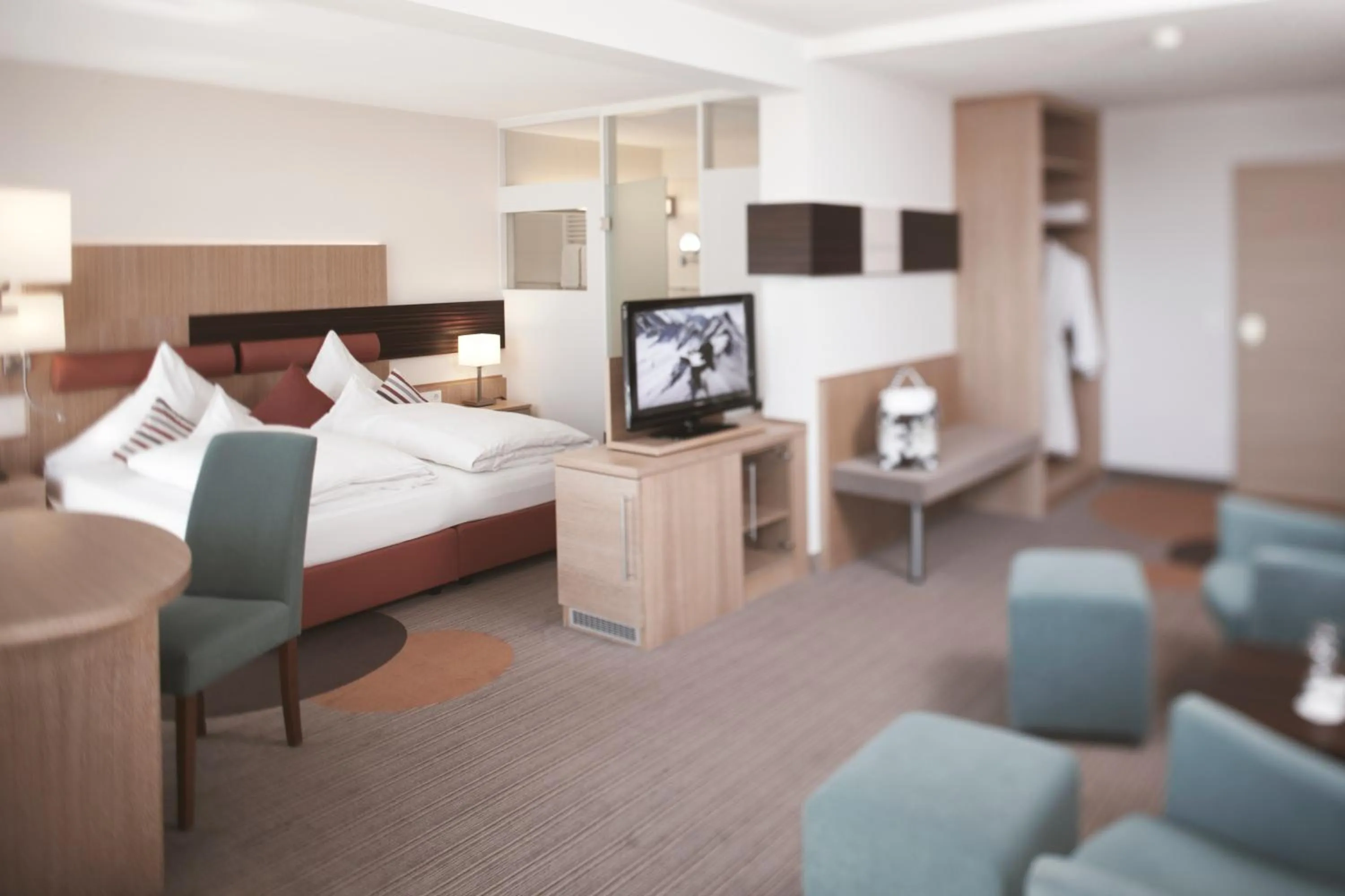 Photo of the whole room, Bed in Kunzmann's Hotel | Spa