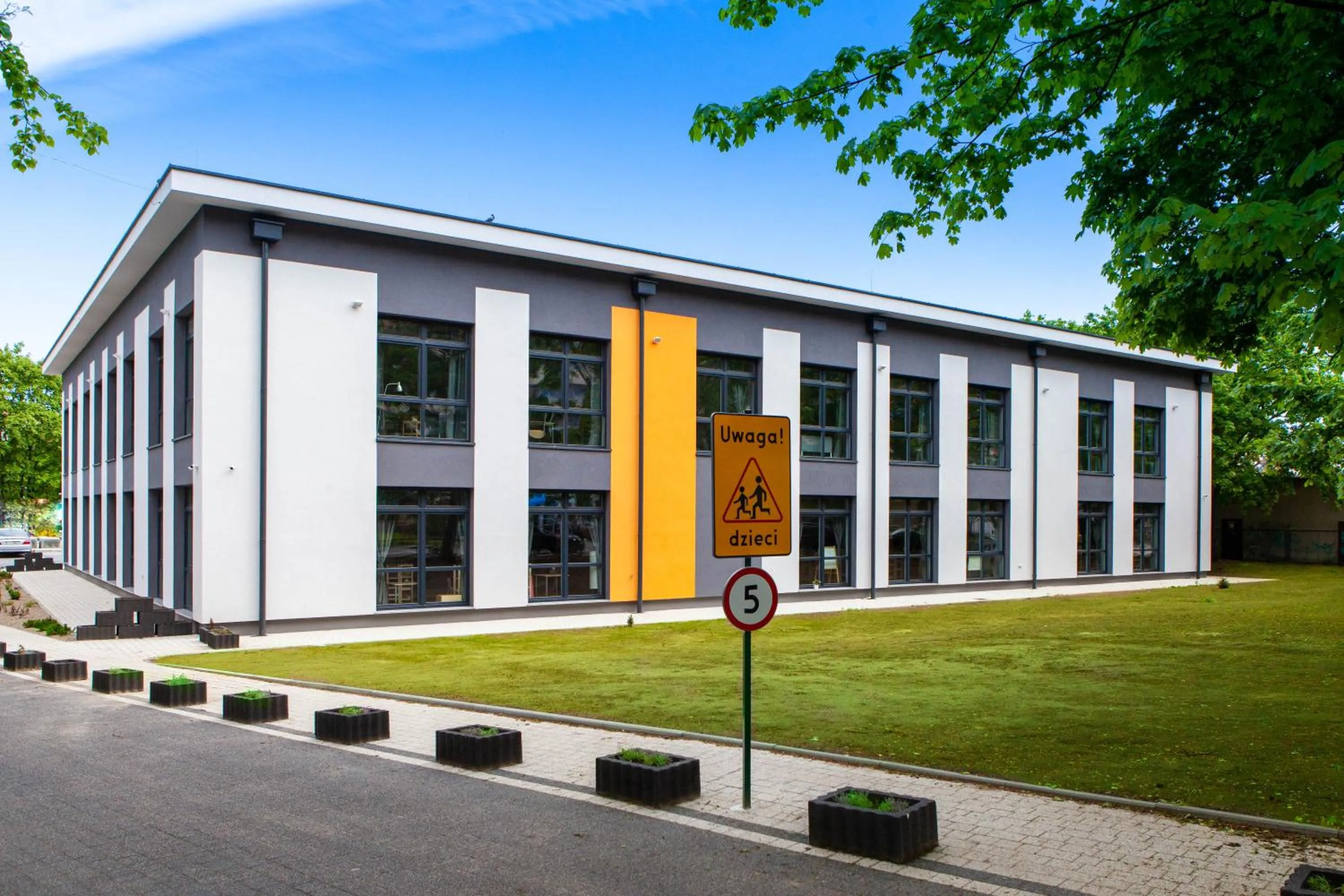 Property building in Hostel Montessori