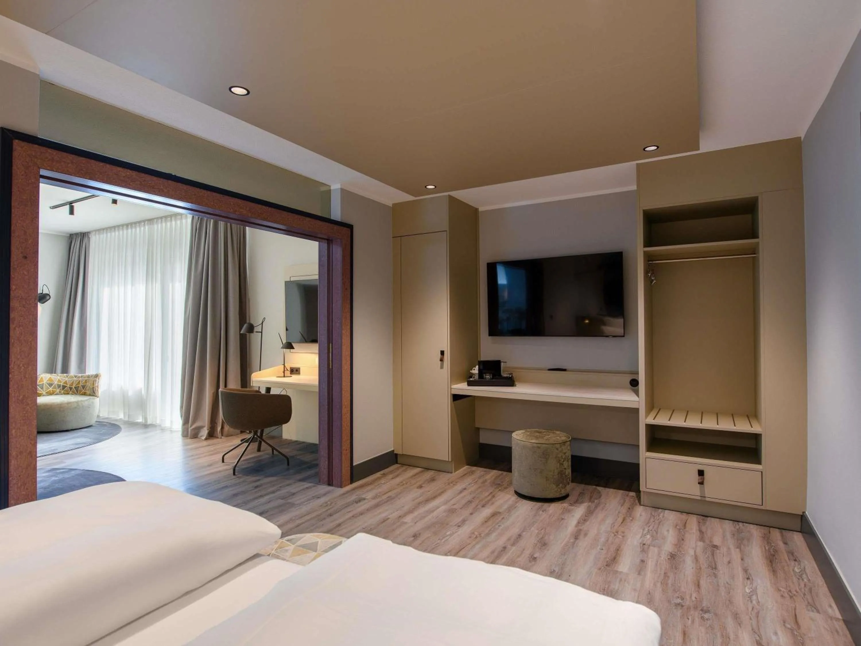 Bedroom, Bed in Mercure Hotel Dortmund Centrum