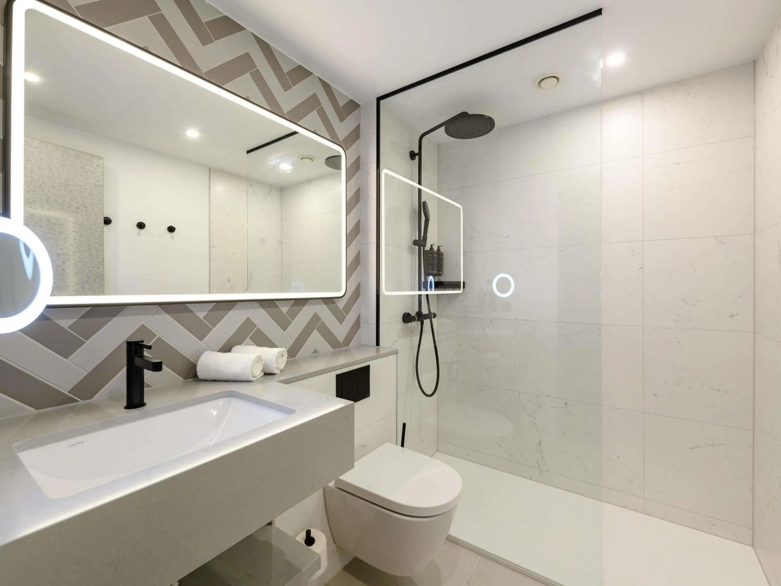 Bedroom in Mercure Hotel Dortmund Centrum