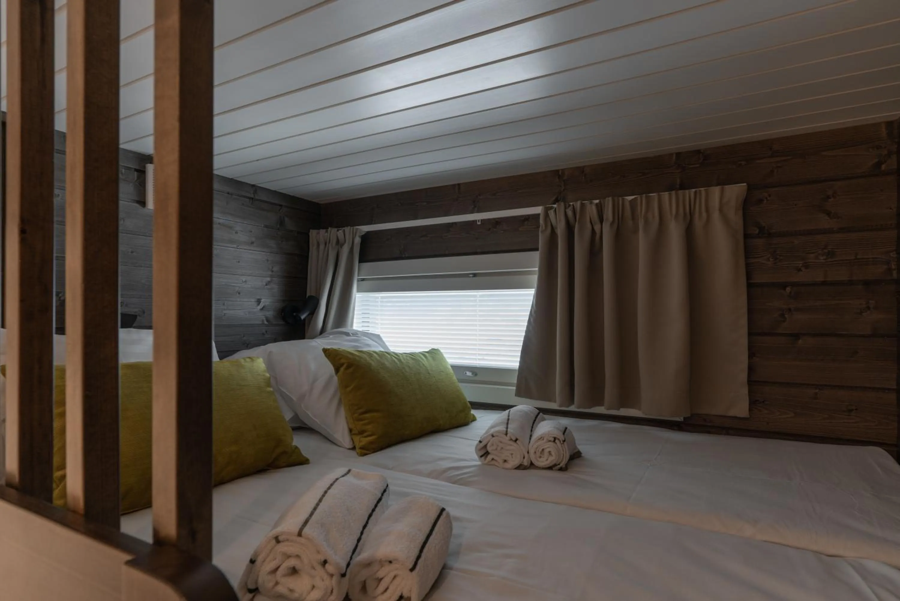 Bed in Ski-Inn RukaValley