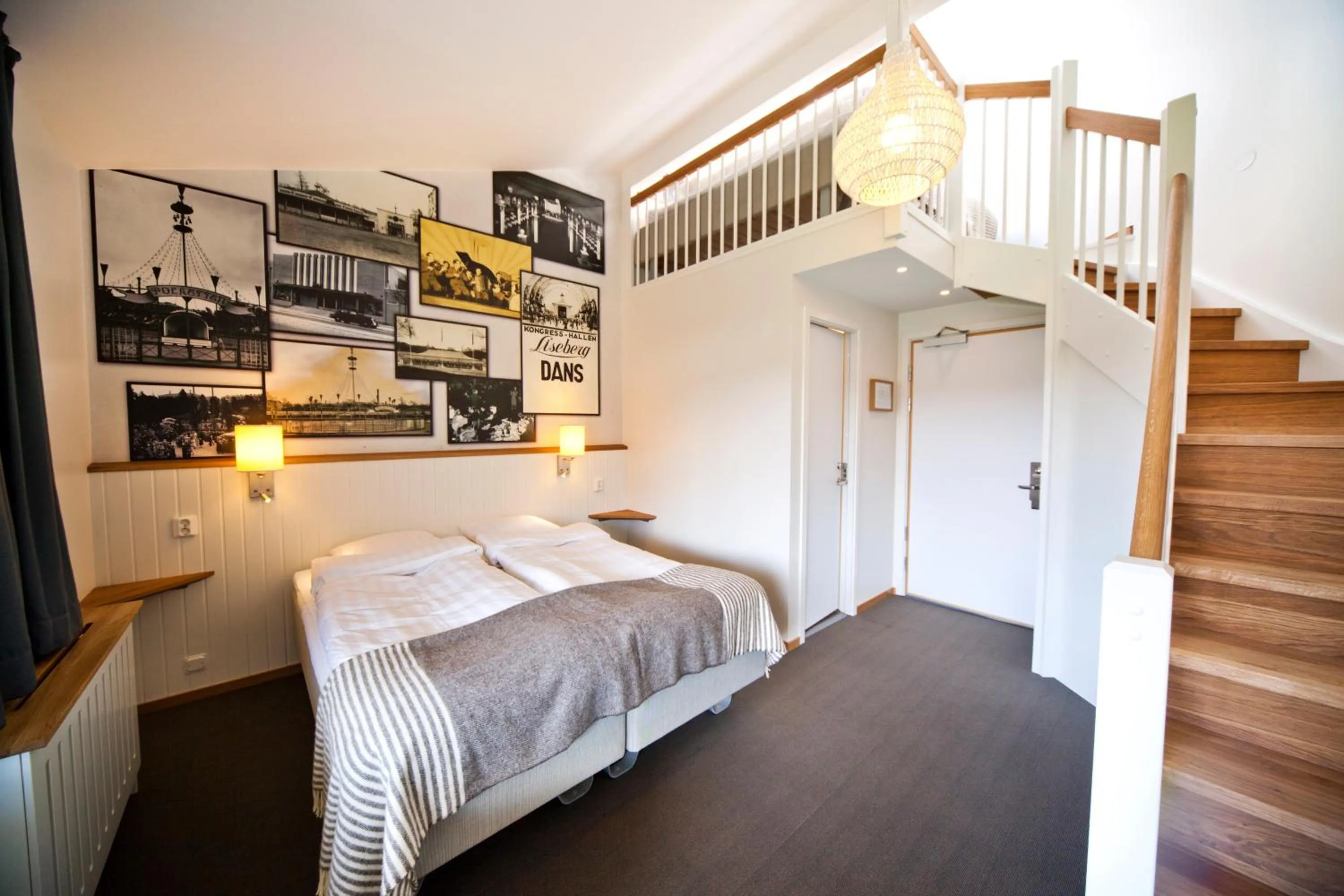 Bed in Lisebergsbyns B&B