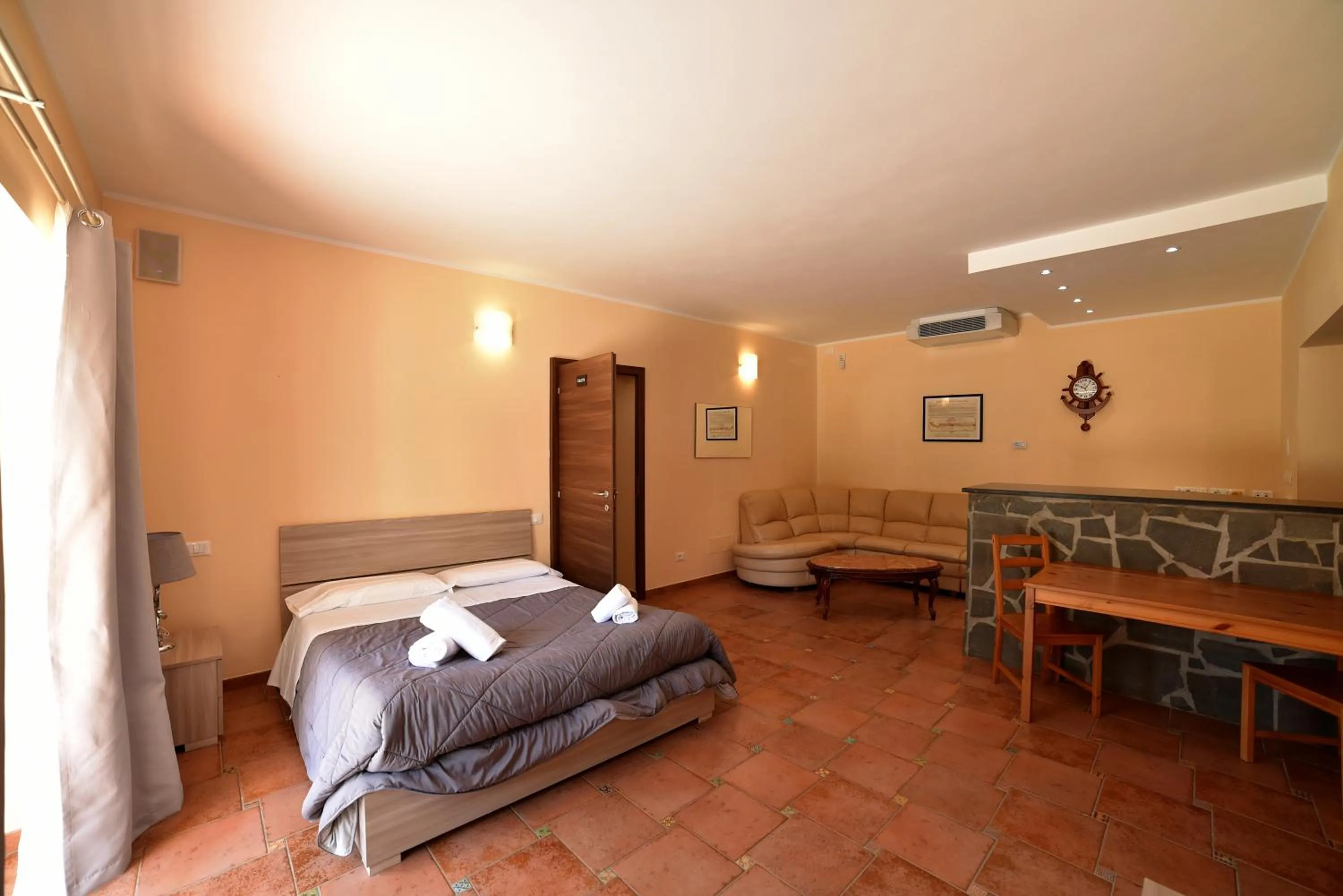 Photo of the whole room, Bed in AIR B&B PLEASANT MOMENTS