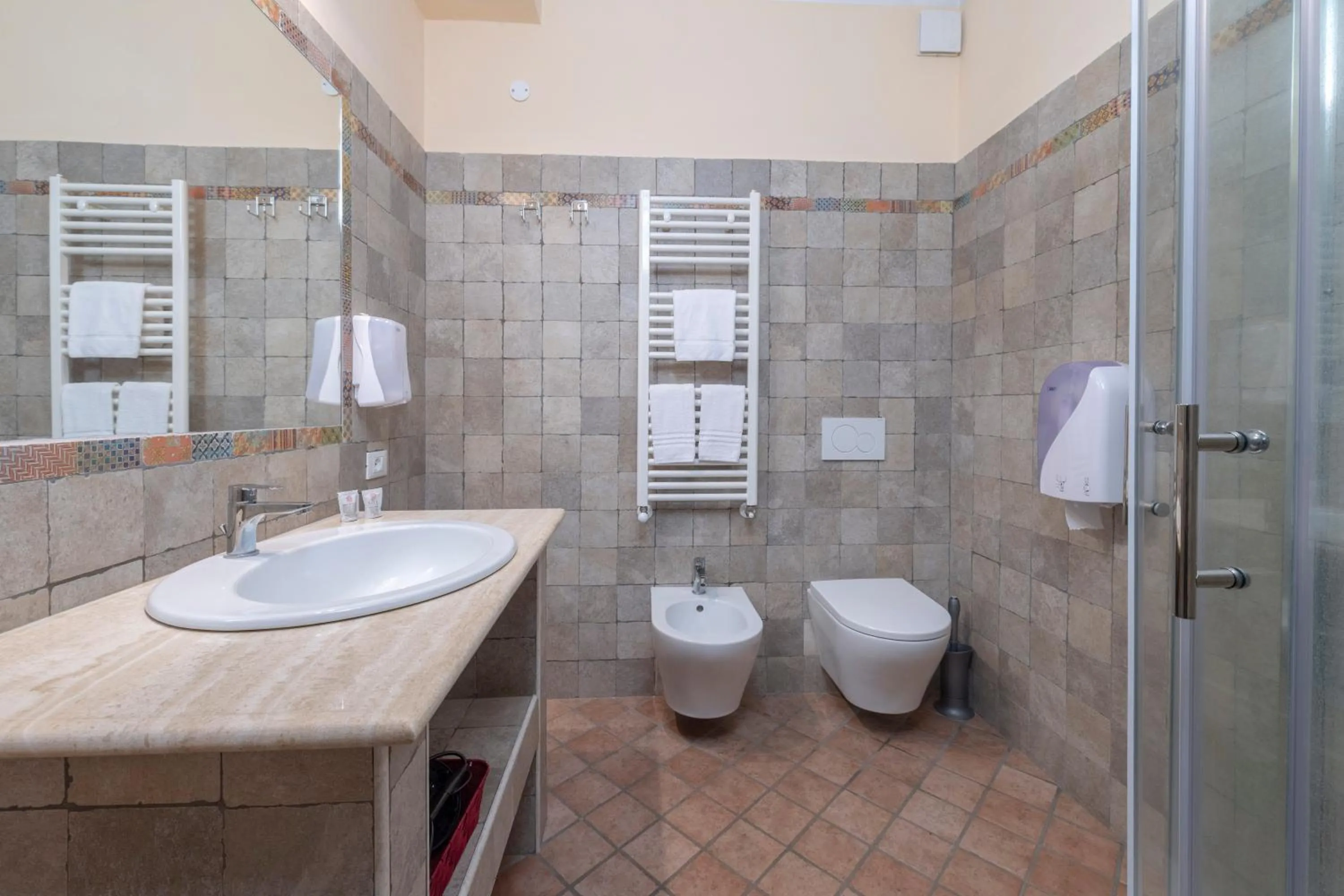 Shower in AIR B&B PLEASANT MOMENTS