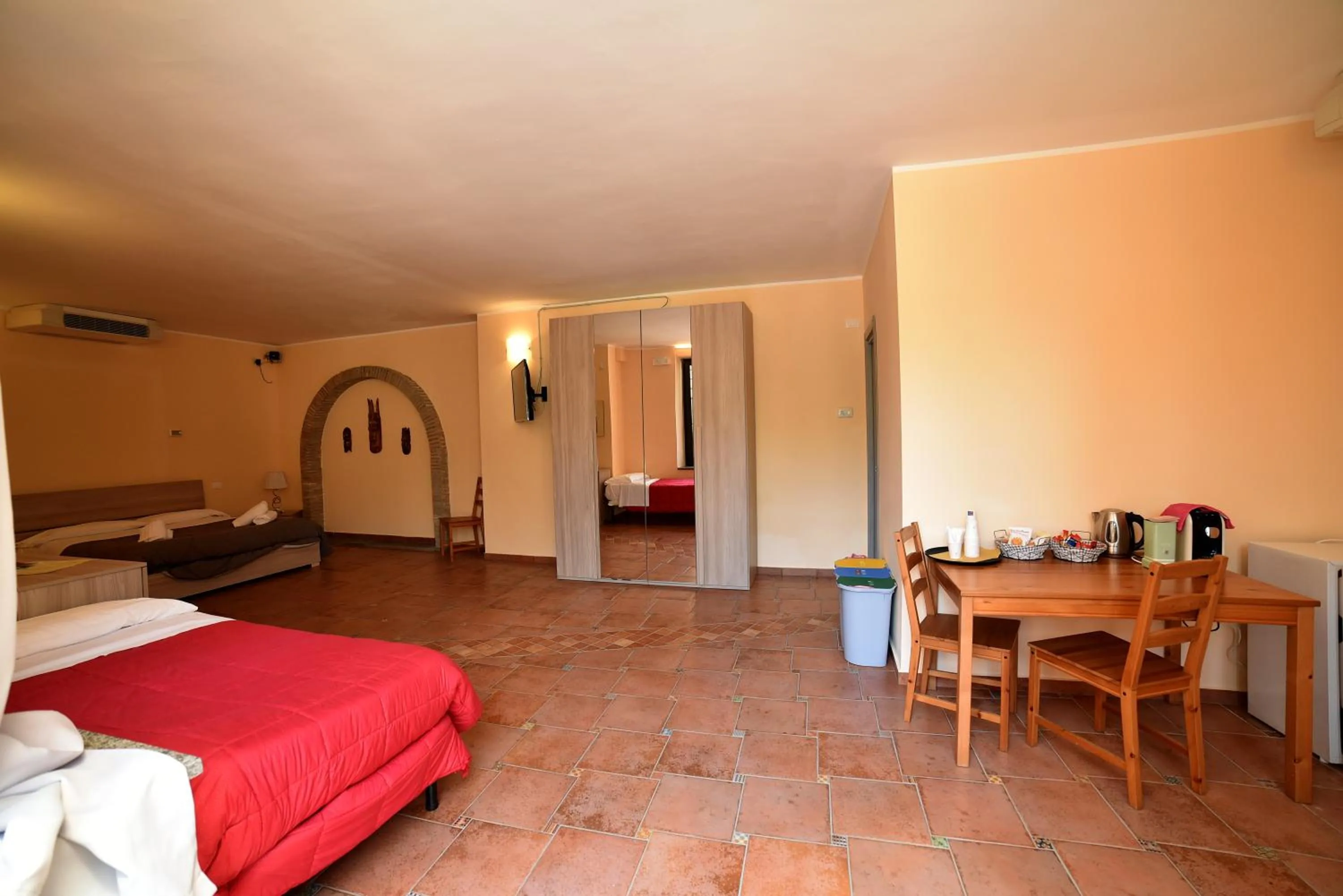 Photo of the whole room, Bed in AIR B&B PLEASANT MOMENTS