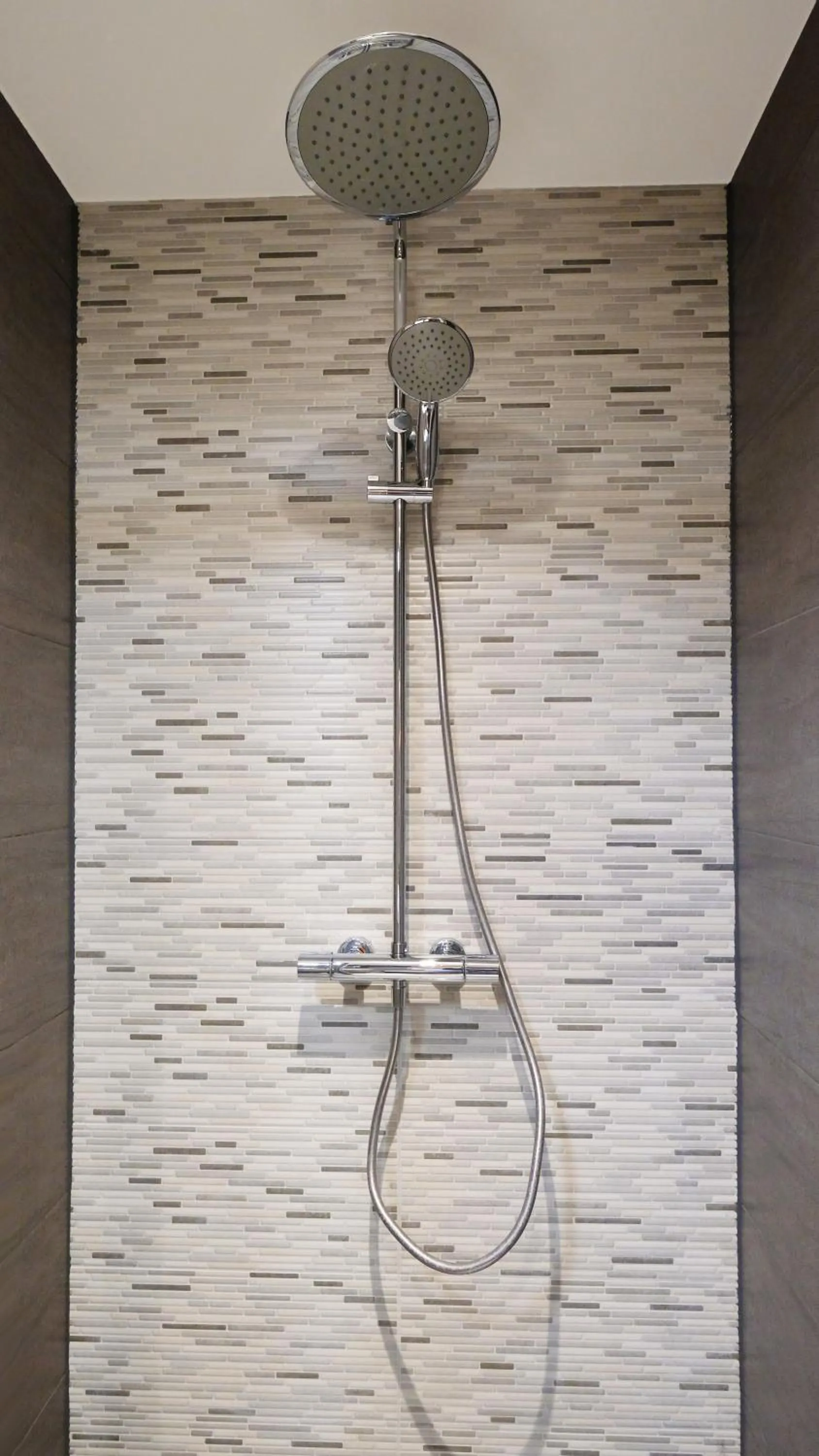 Bathroom in Spacious 65m2 Apartment in the Centre of Eindhoven - R65B