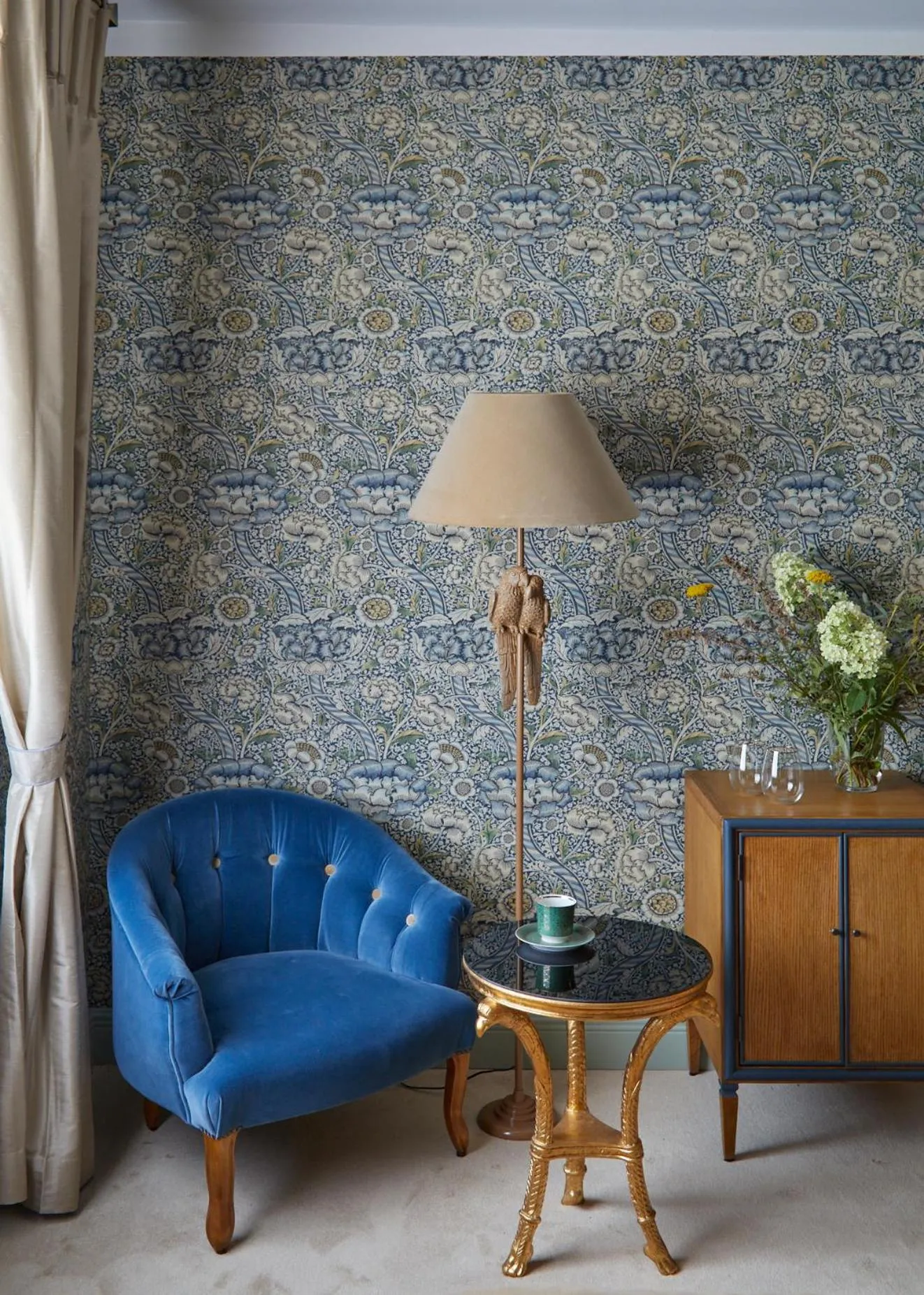 Seating area in Zamek Sarny - Schloss Scharfeneck