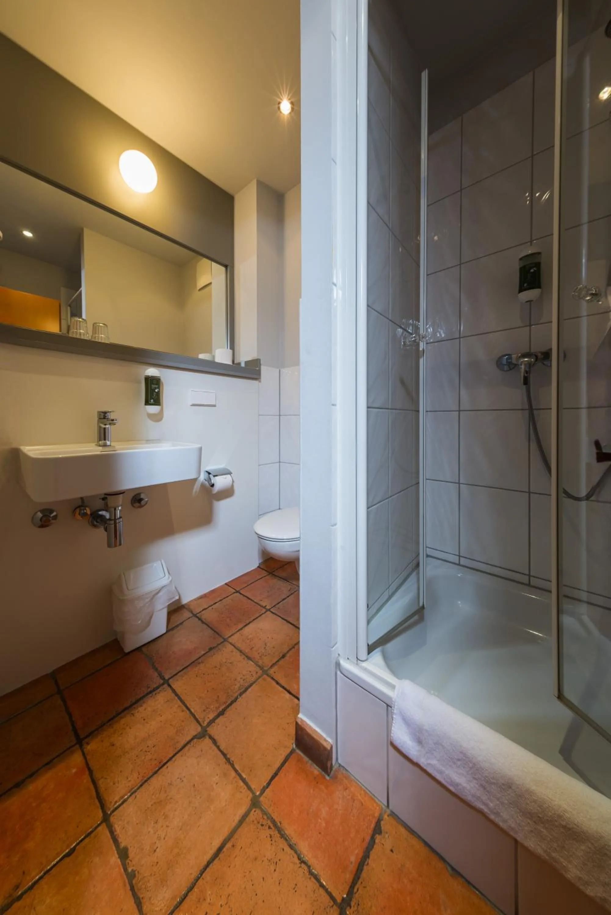 Bathroom in Hotel Erbenhof