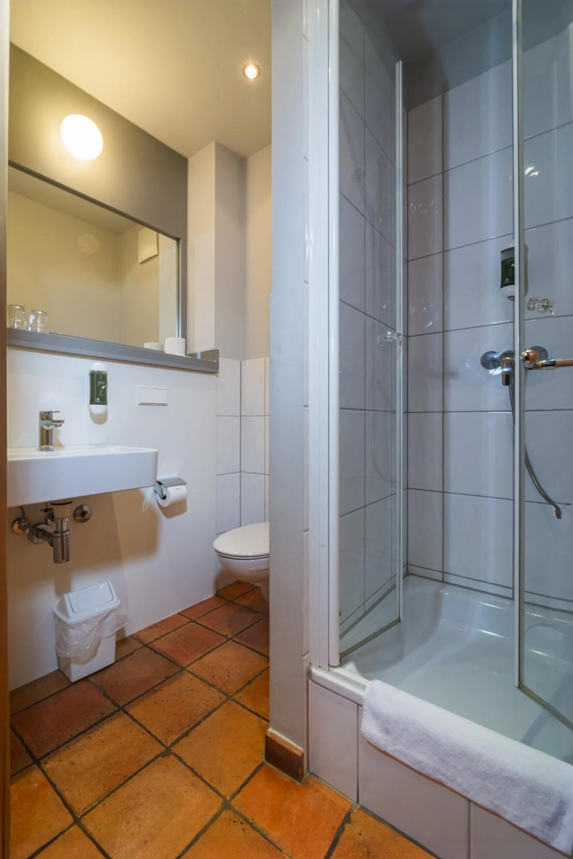 Bathroom in Hotel Erbenhof