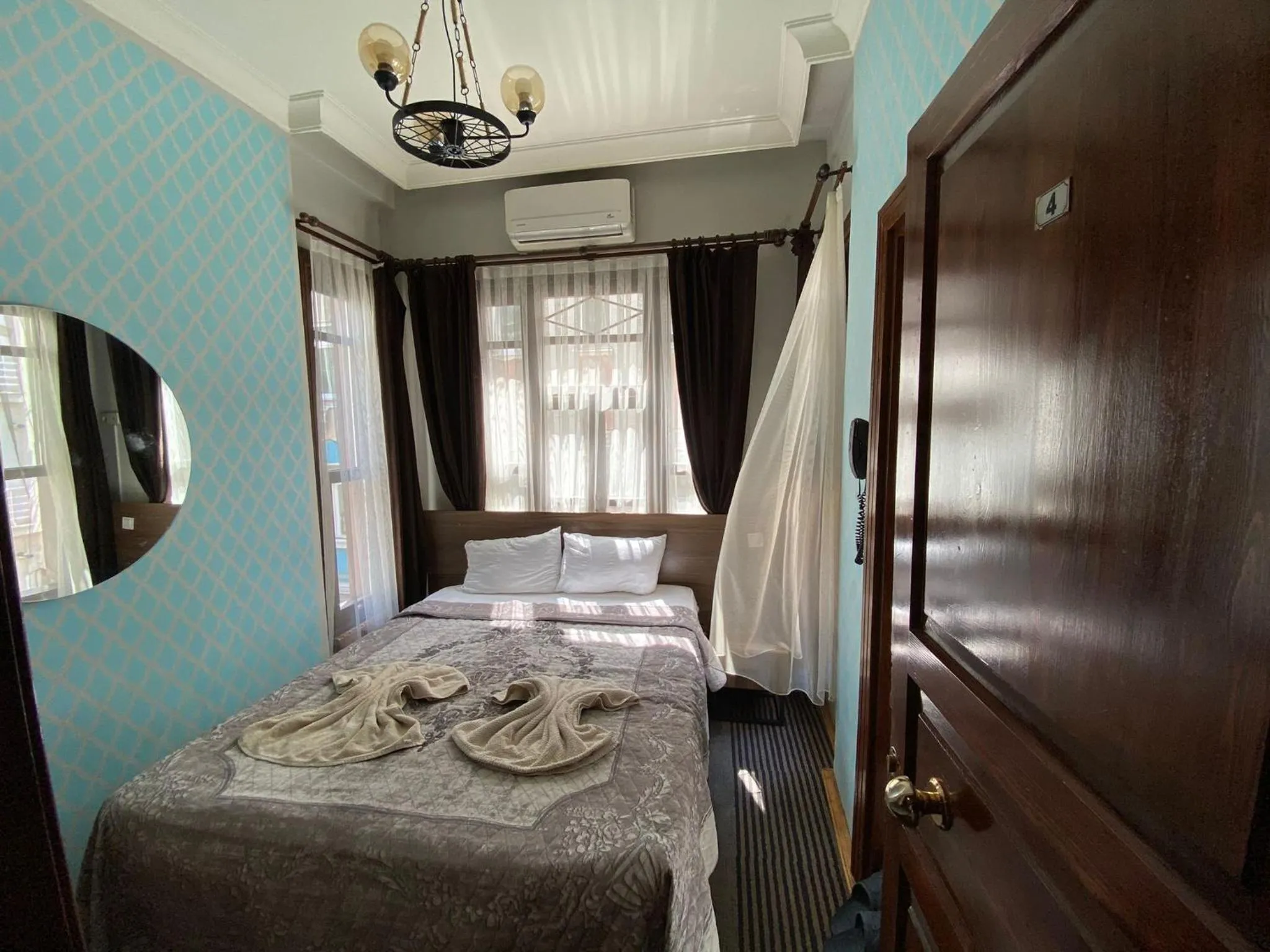 Bed in Masal suite
