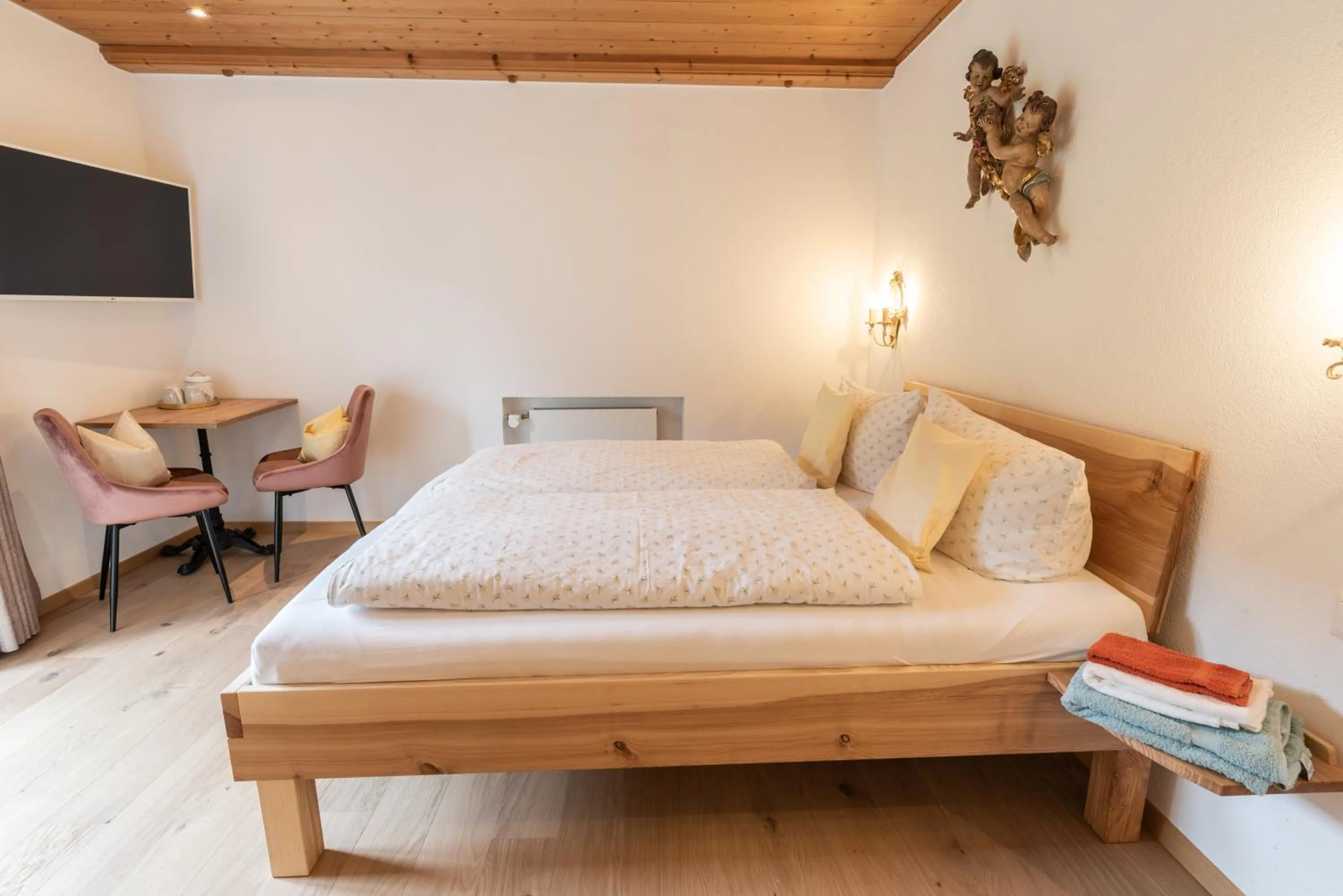 Bed in Gästehaus Neu am Passionstheater