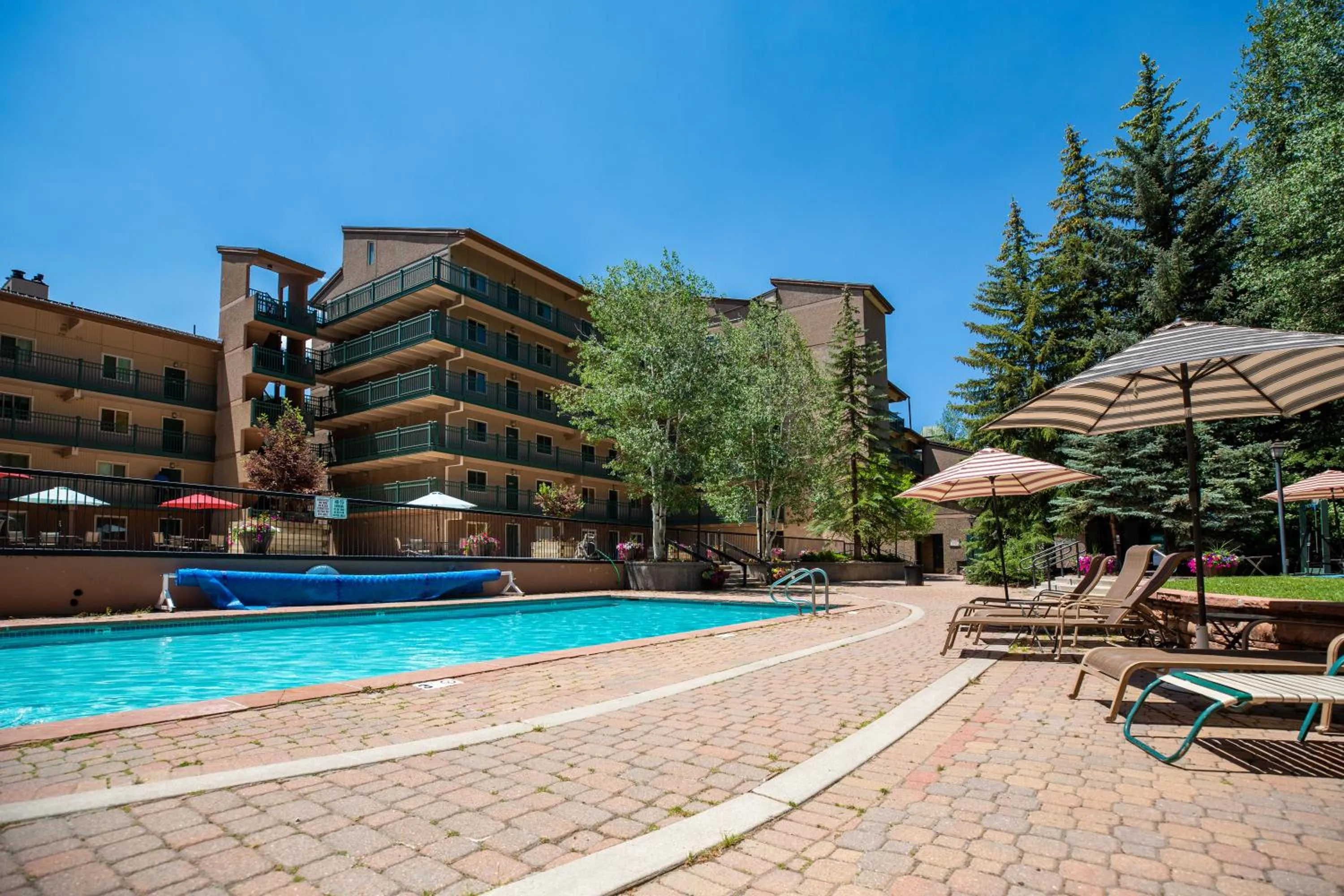 Vantage Point Lionshead by Vail Realty