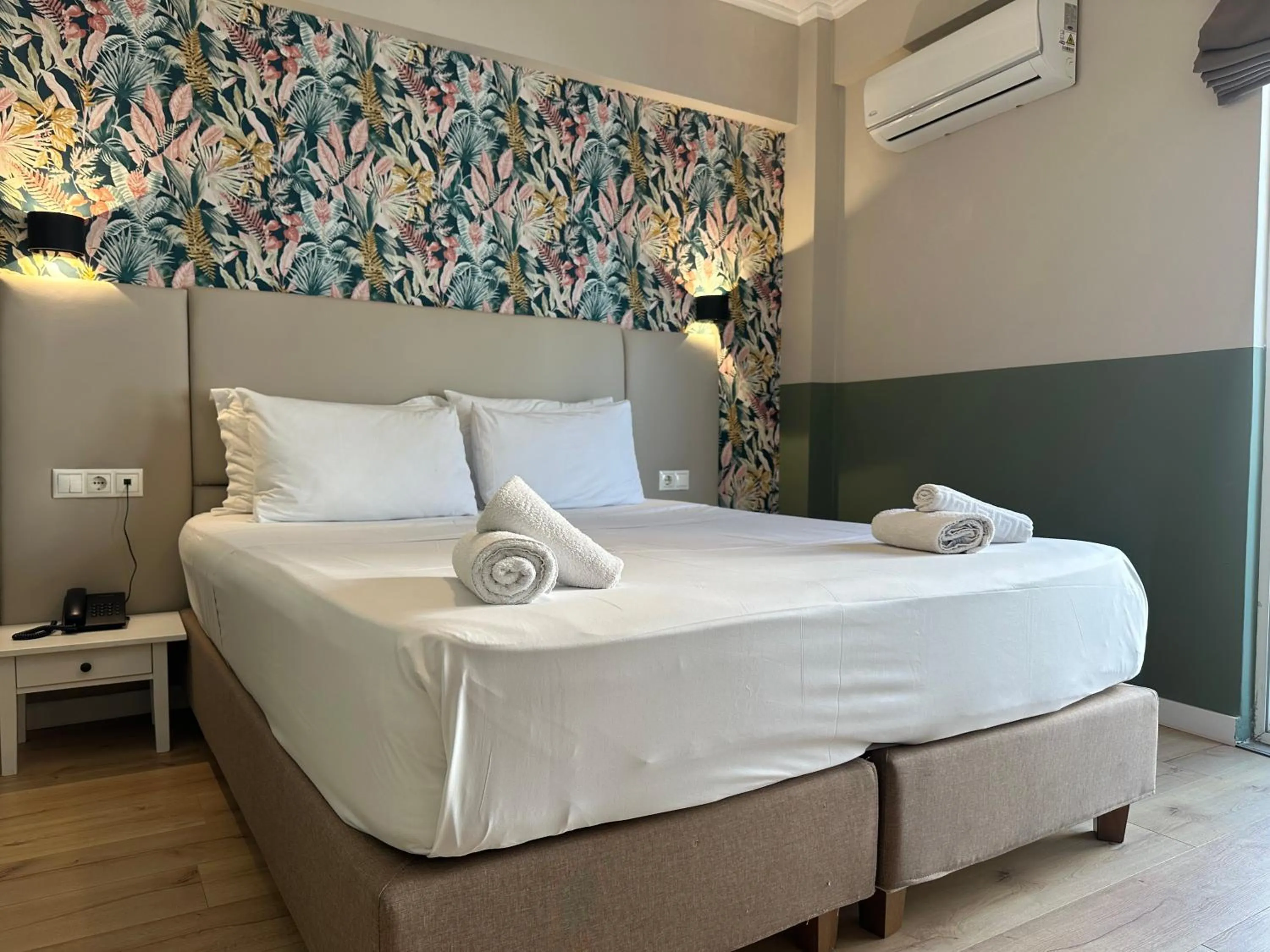 Bedroom, Bed in HOTEL_TIER