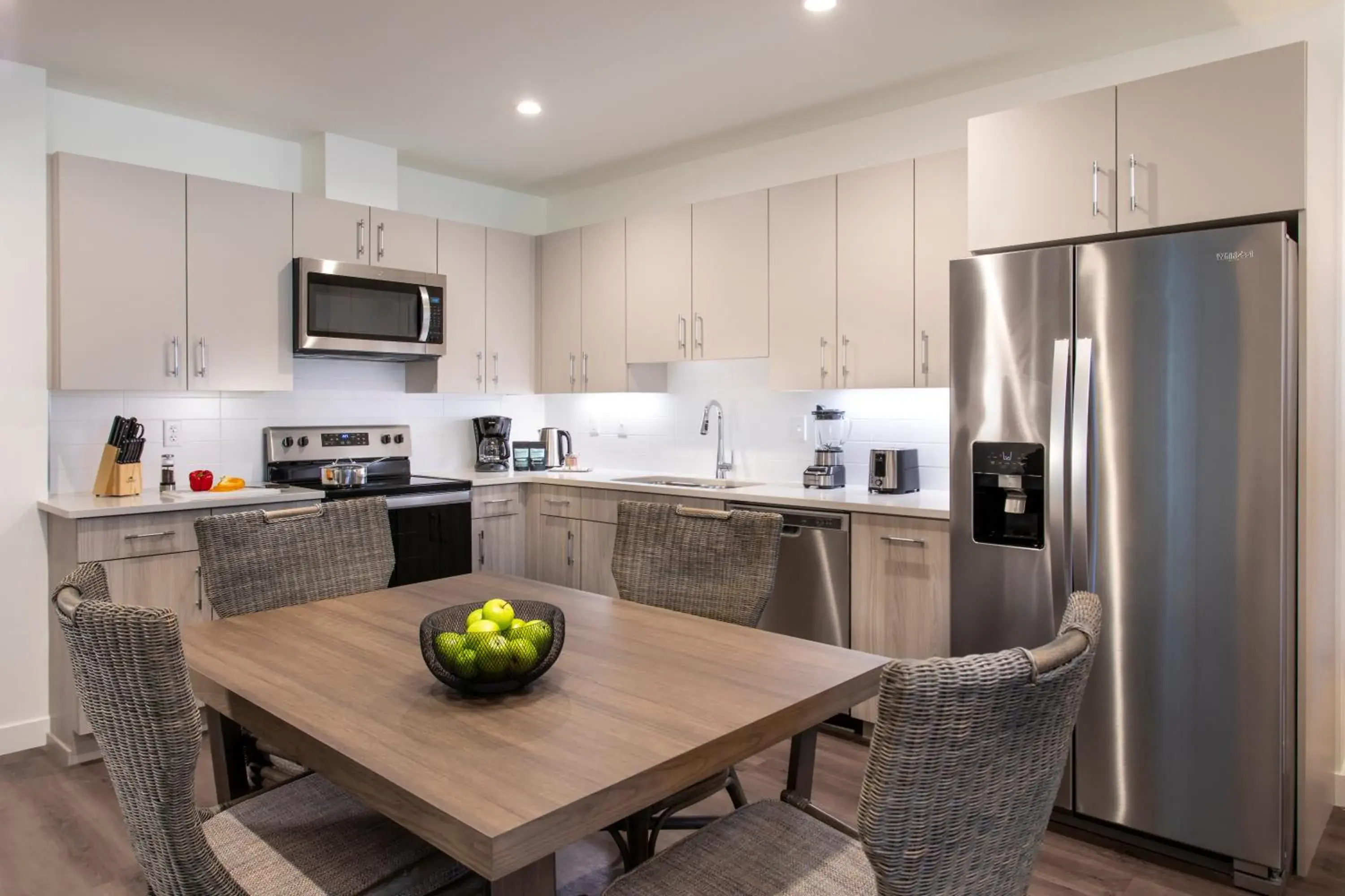 Kitchen or kitchenette in One Lakeside Kitchen or kitchenette in One Lakeside