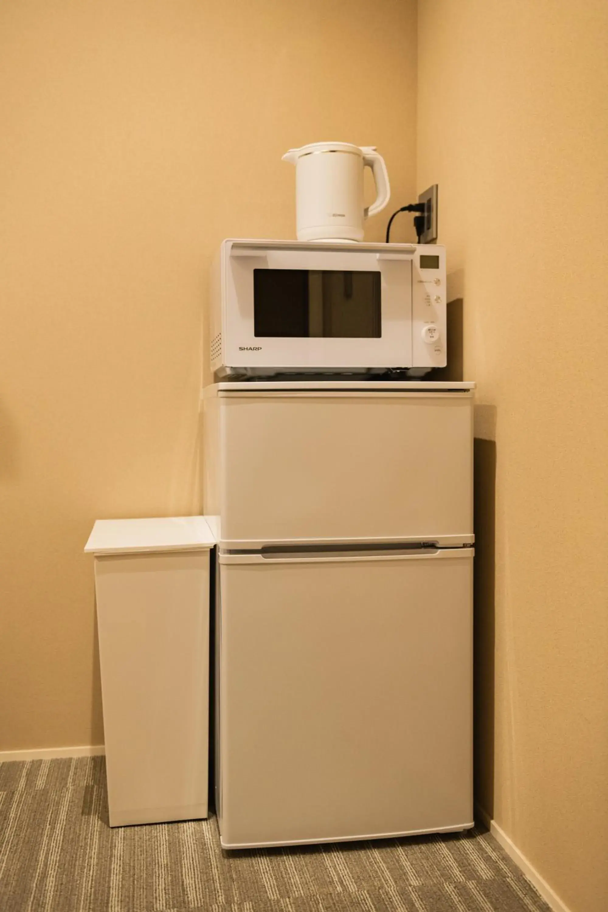 Photo of the whole room in GRAND BASE Fukuoka Tenjin Photo of the whole room in GRAND BASE Fukuoka Tenjin