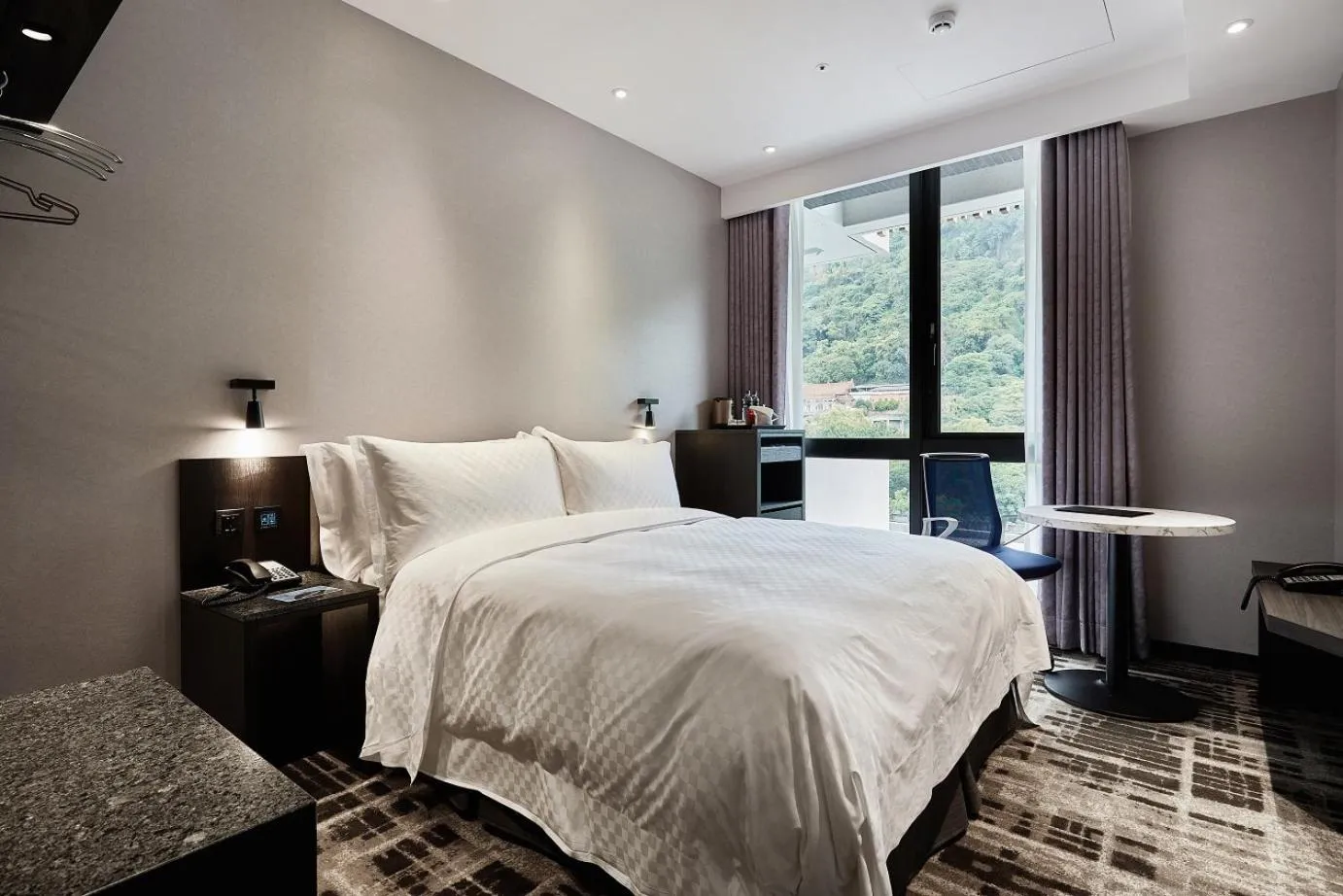 Bed in The Tango Hotel Taipei Shilin