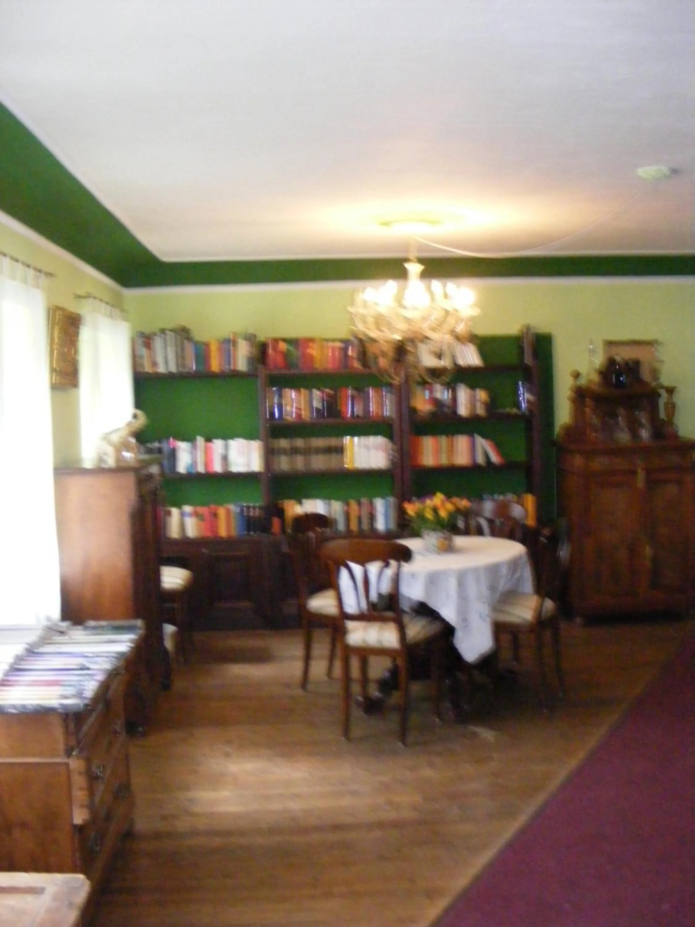 Library in Landhaus Gritschacher